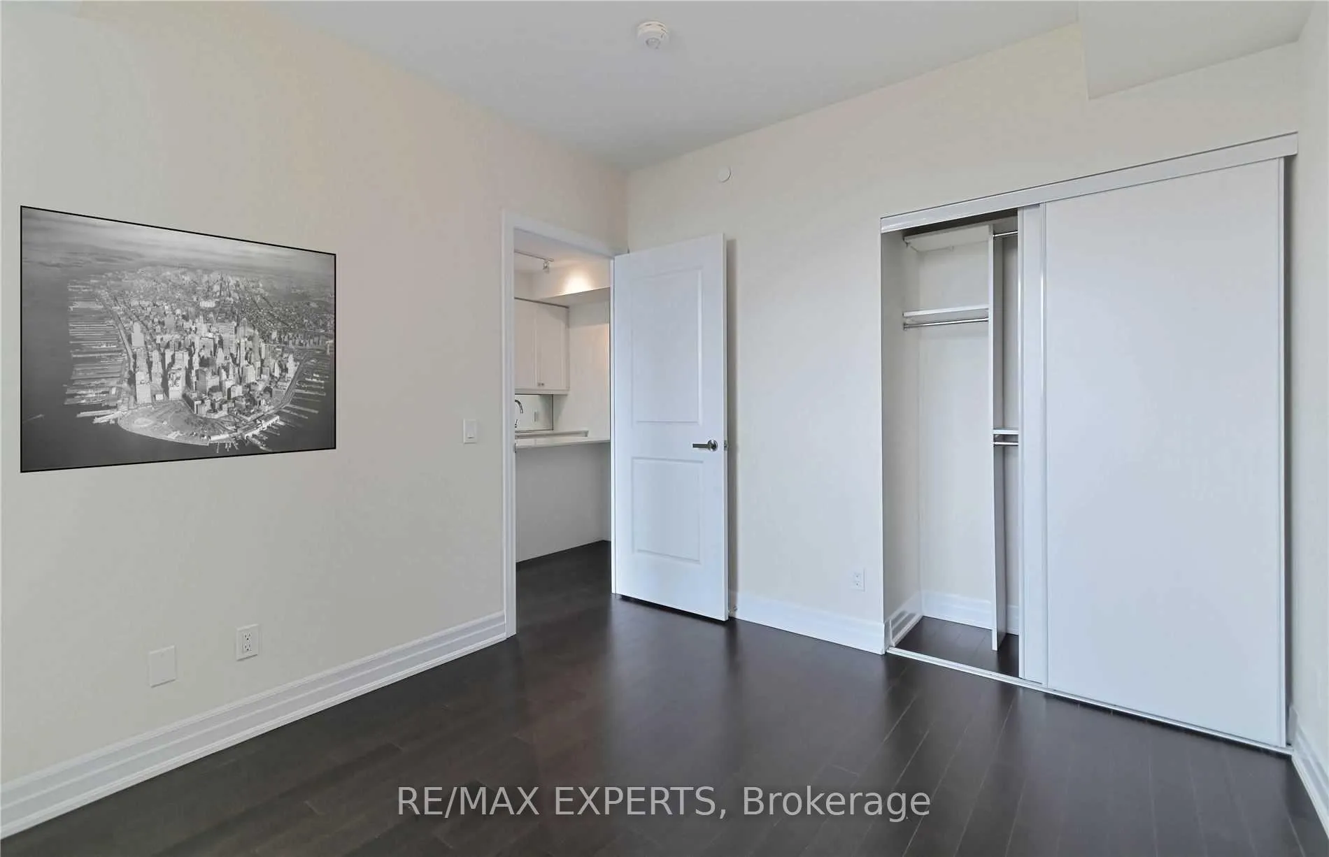 Photo 14 of Unit 907, 9085 Jane Street, Vaughan, Concord — HOMEH