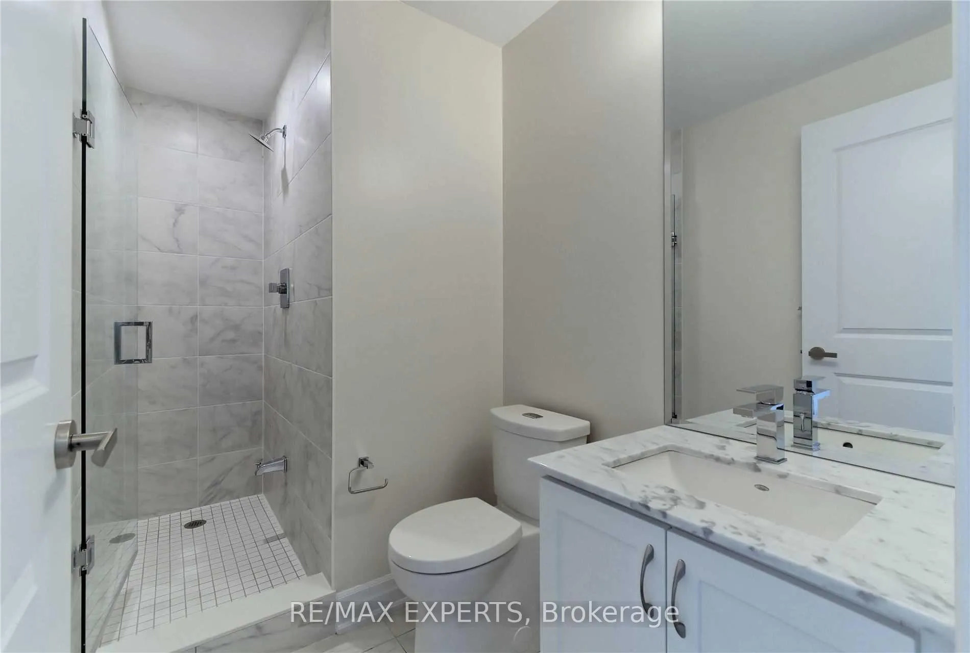 Photo 16 of Unit 907, 9085 Jane Street, Vaughan, Concord — HOMEH