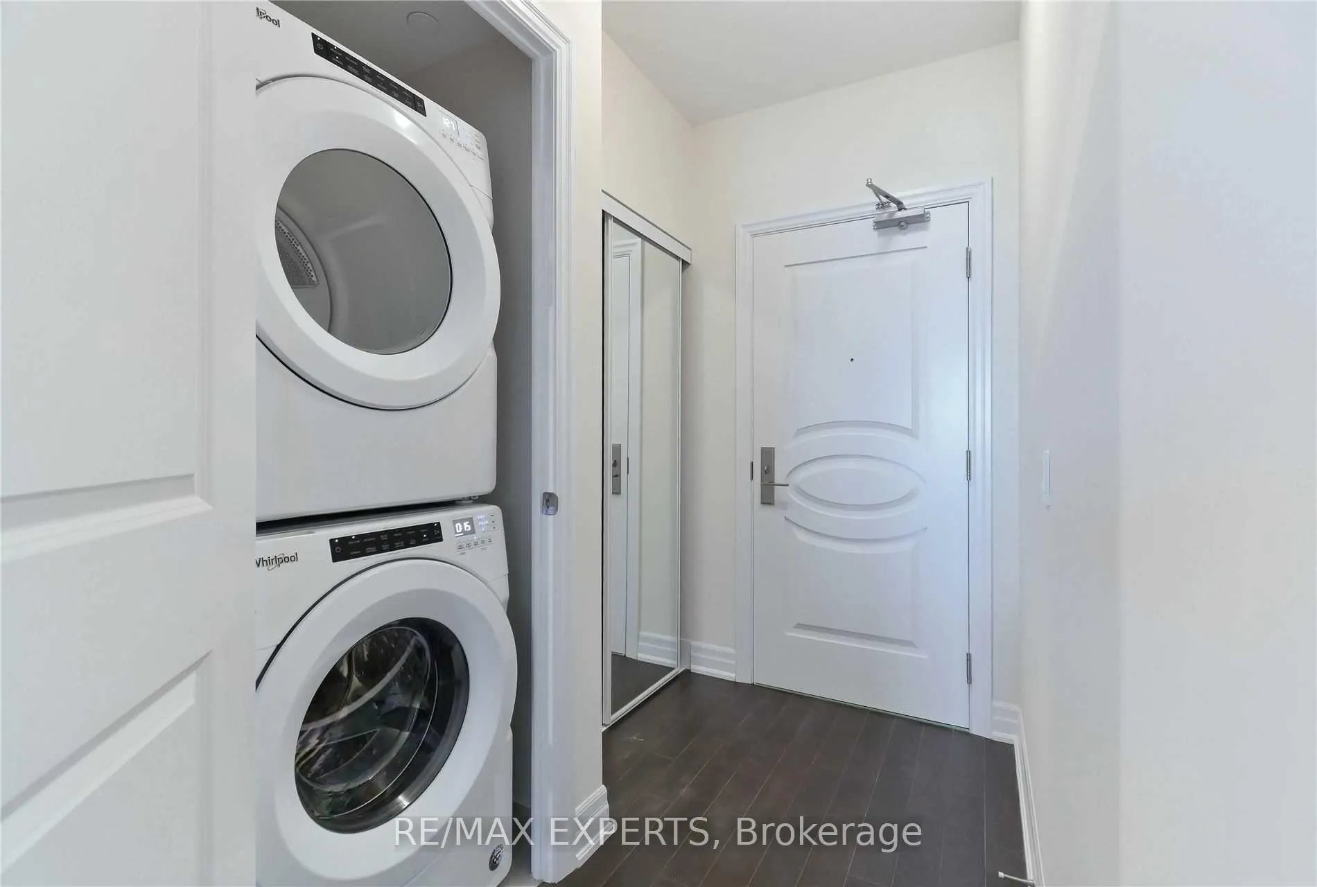 Photo 17 of Unit 907, 9085 Jane Street, Vaughan, Concord — HOMEH