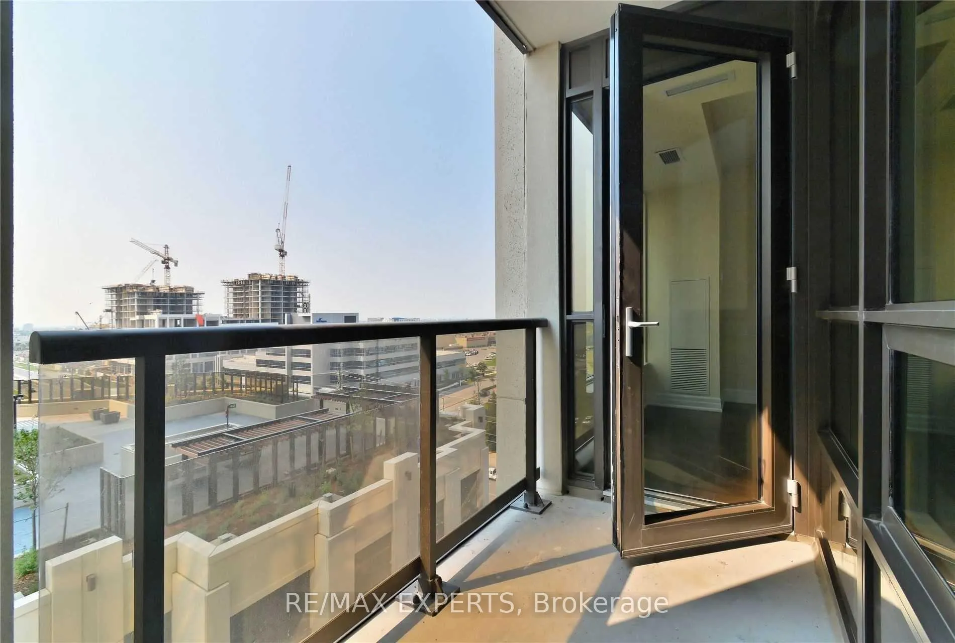 Photo 18 of Unit 907, 9085 Jane Street, Vaughan, Concord — HOMEH