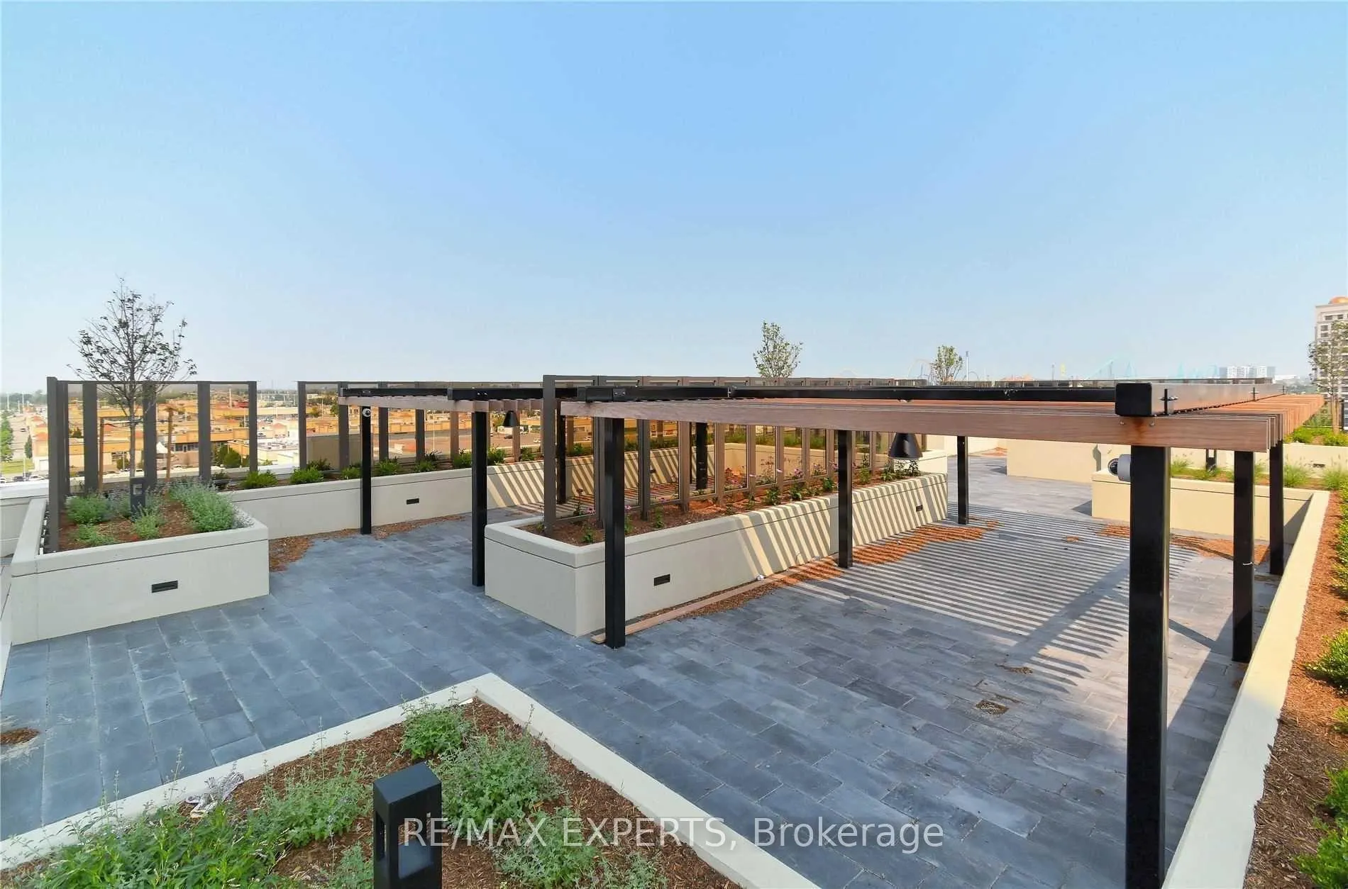 Photo 21 of Unit 907, 9085 Jane Street, Vaughan, Concord — HOMEH