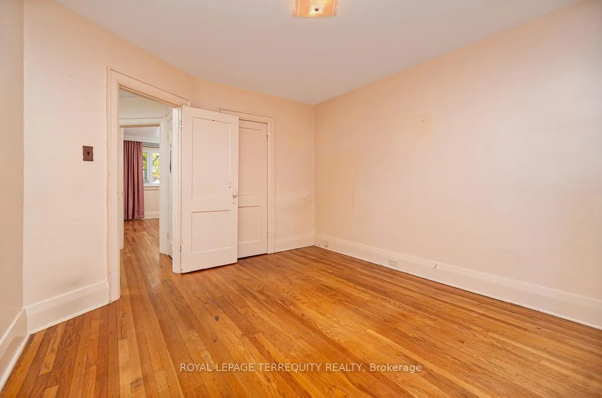 Photo 17 of 59 Ostend Avenue, Toronto, High Park-Swansea — HOMEH
