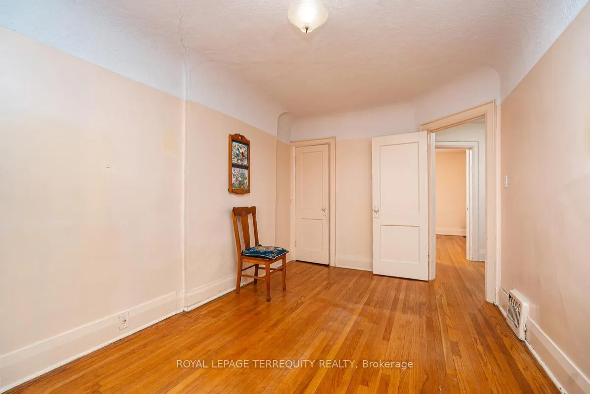 Photo 19 of 59 Ostend Avenue, Toronto, High Park-Swansea — HOMEH