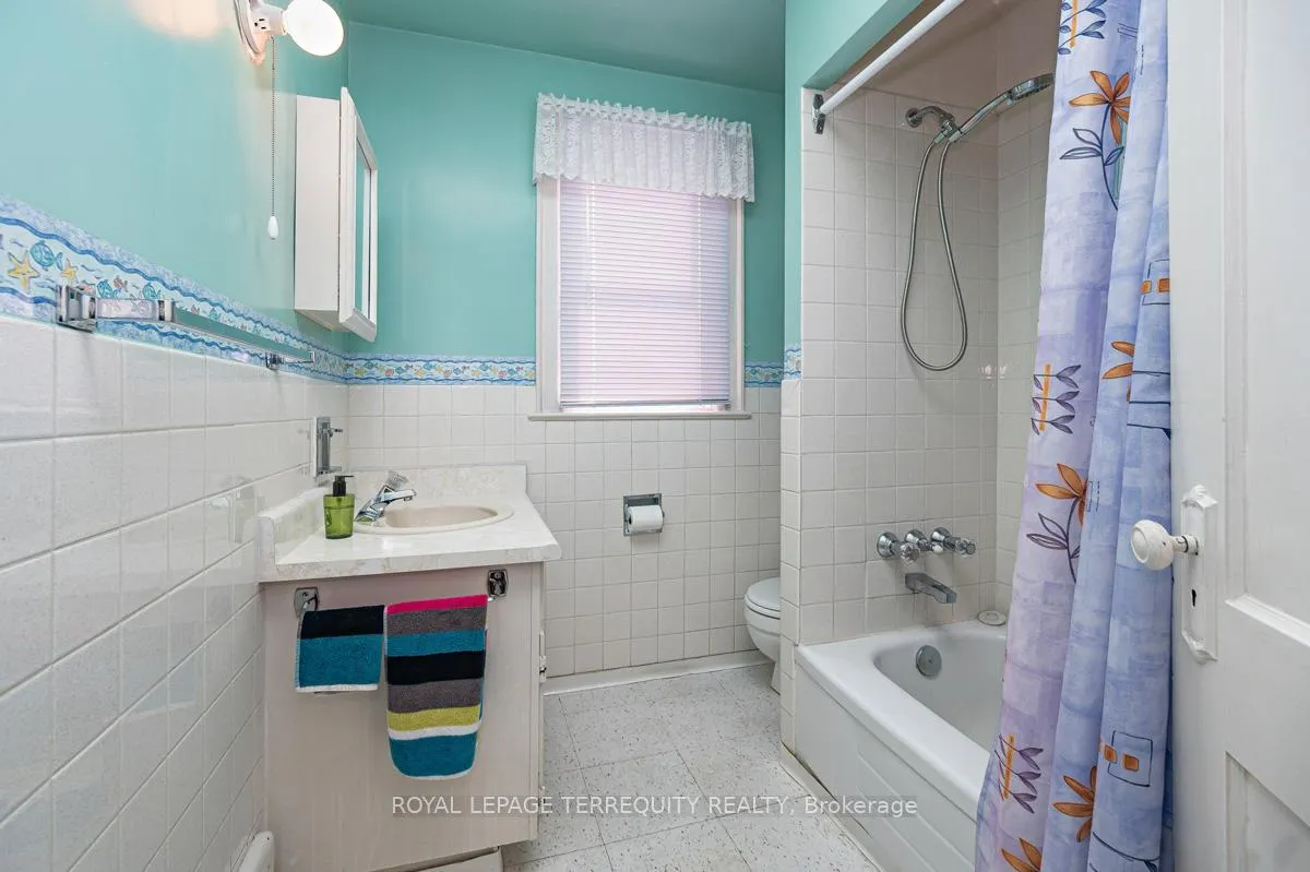 Photo 22 of 59 Ostend Avenue, Toronto, High Park-Swansea — HOMEH