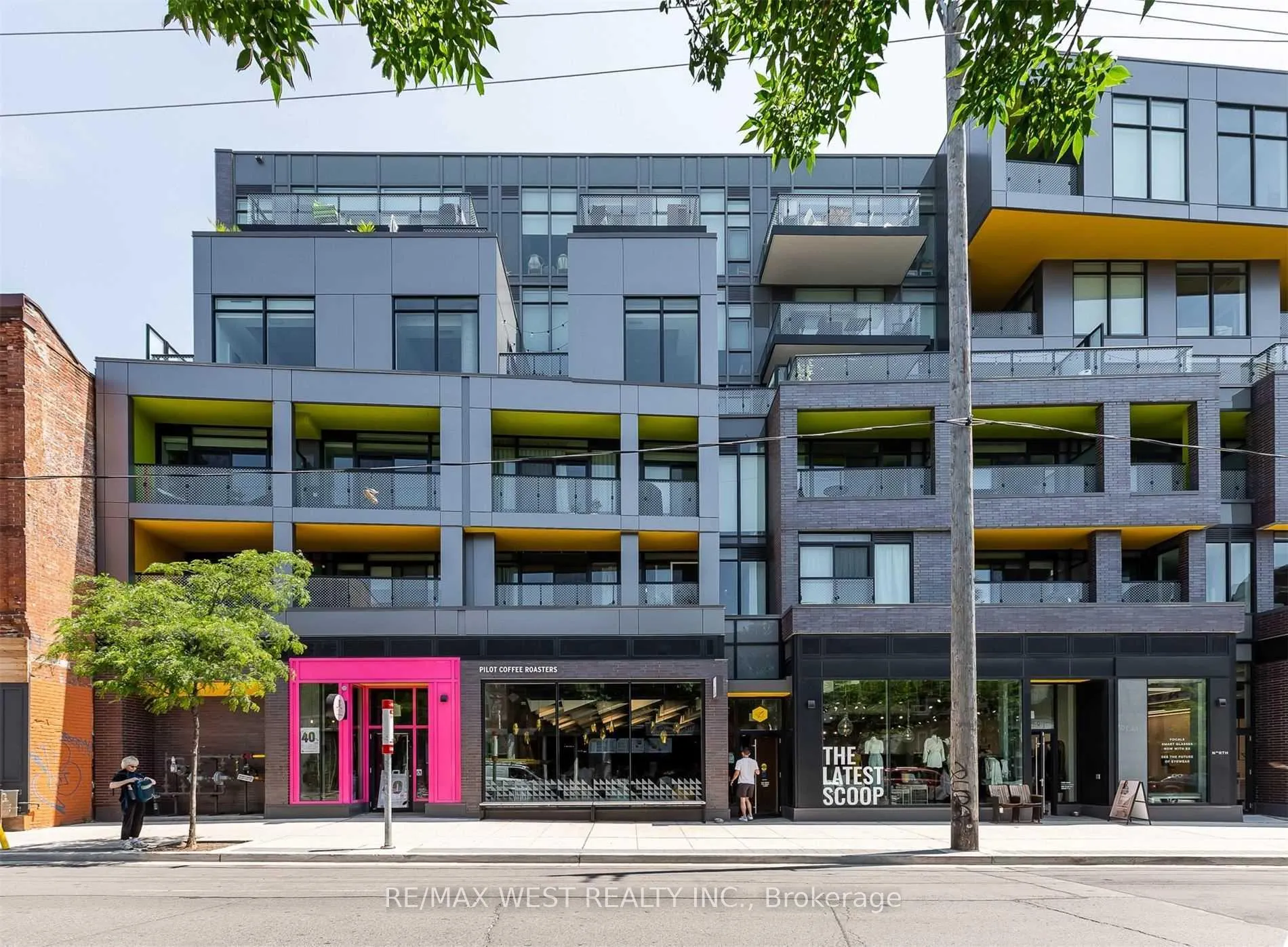 Front of Unit 507, 109 Ossington Avenue