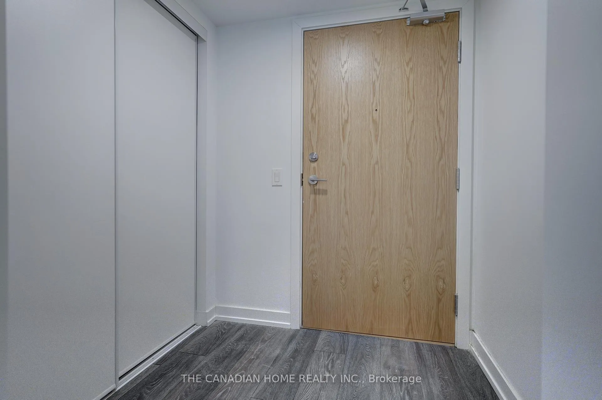 Photo 4 of Unit 1603, 1455 Celebration Drive, Pickering, Bay Ridges — HOMEH