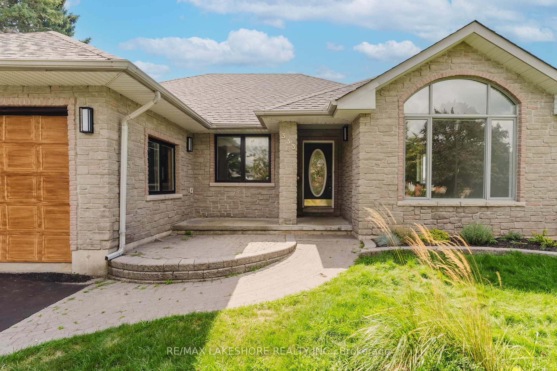 Photo 1 of 333 Booth Court, Cobourg — HOMEH
