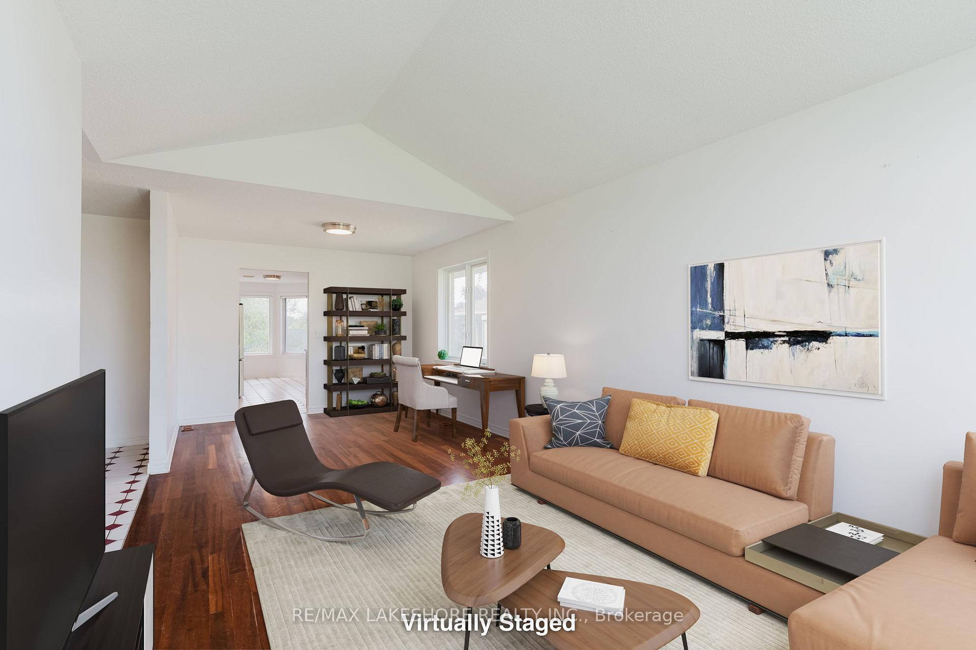Photo 7 of 333 Booth Court, Cobourg — HOMEH