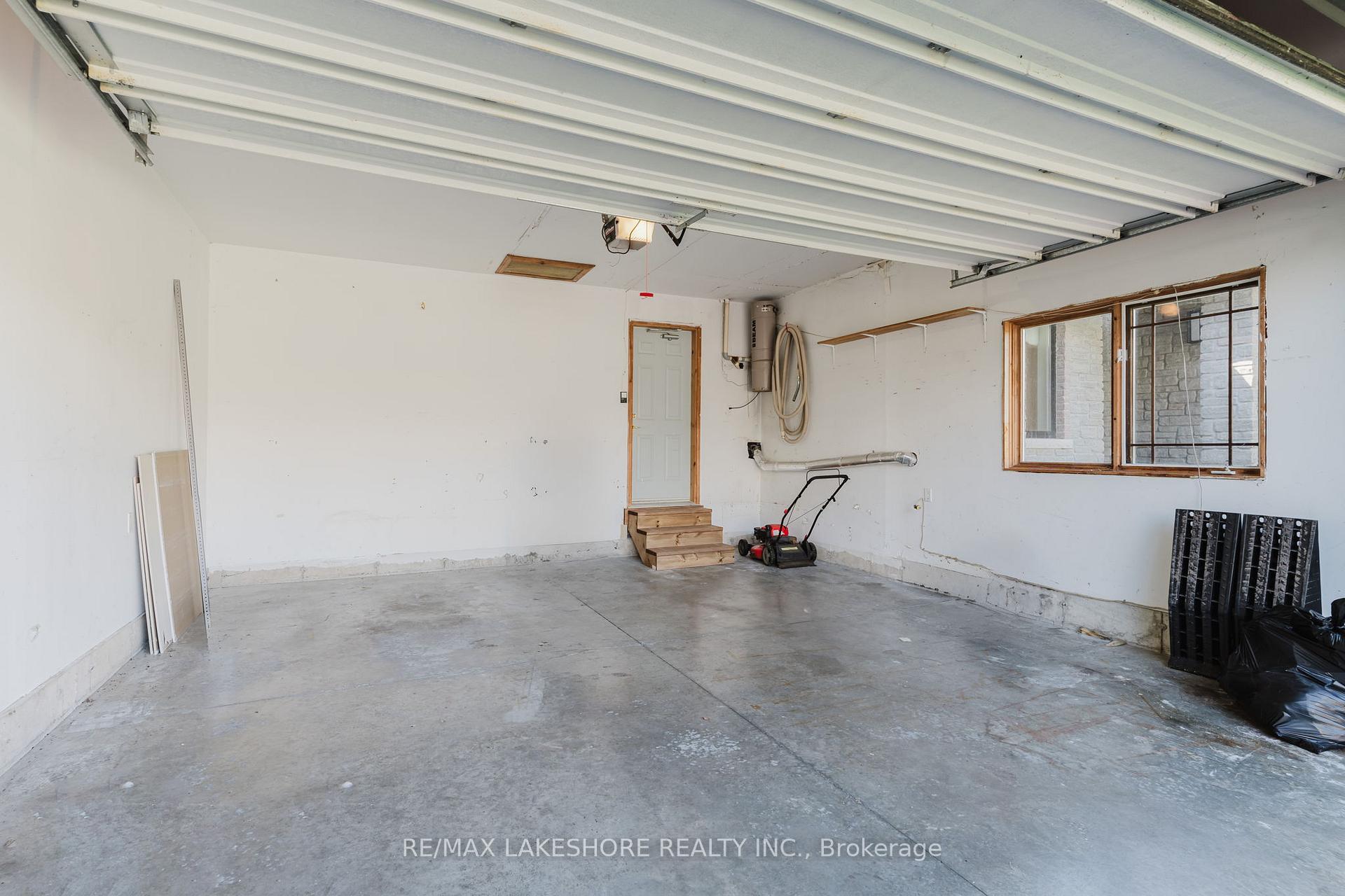 Photo 34 of 333 Booth Court, Cobourg — HOMEH
