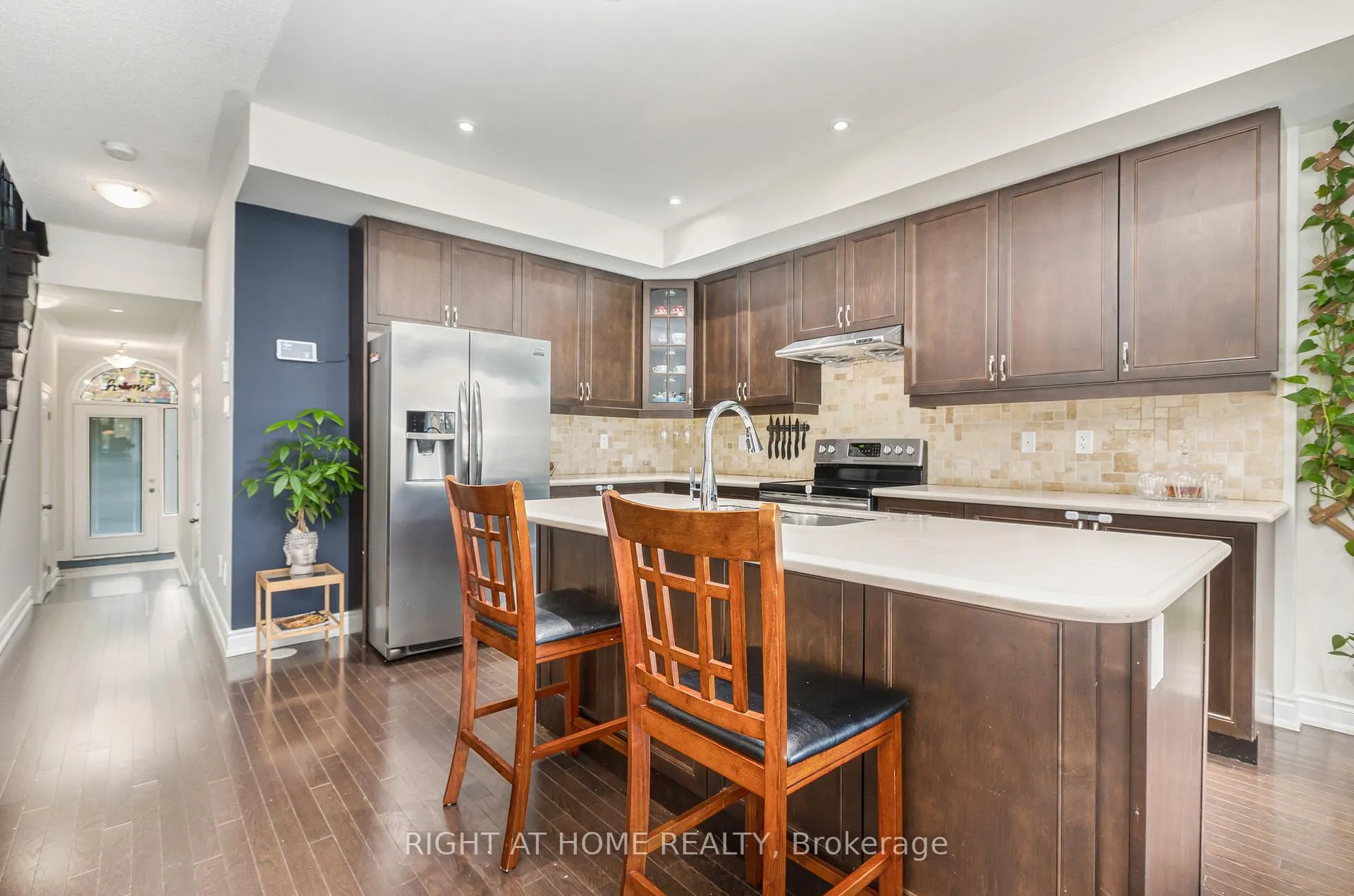 Photo 9 of Unit 124, 1331 Major Mackenzie Drive W, Vaughan, Patterson — HOMEH