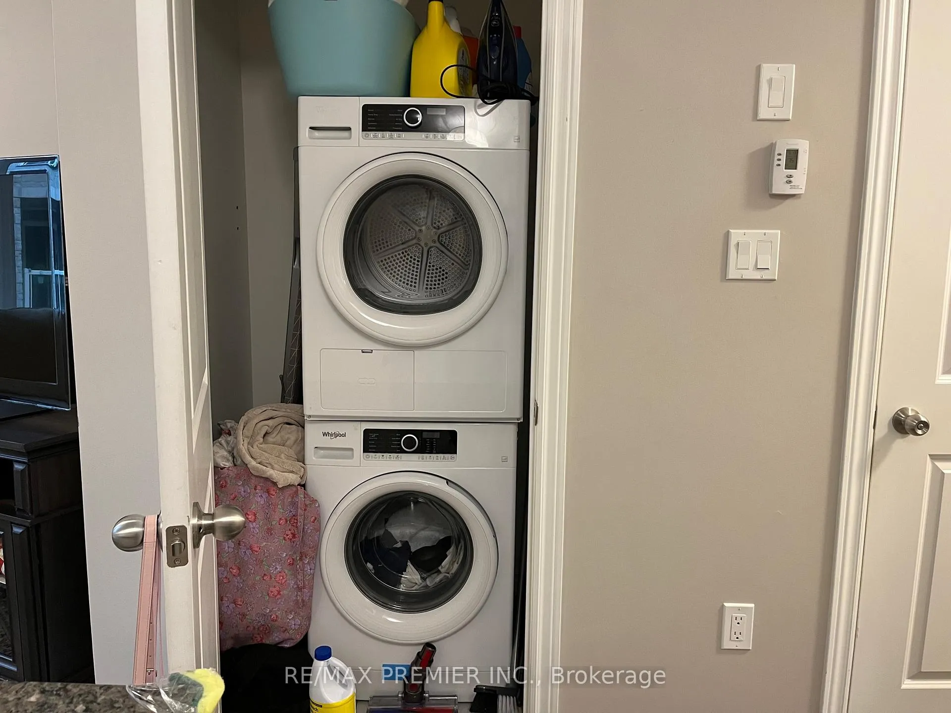 Photo 12 of 2615 Garrison Crossing, Pickering, Duffin Heights — HOMEH