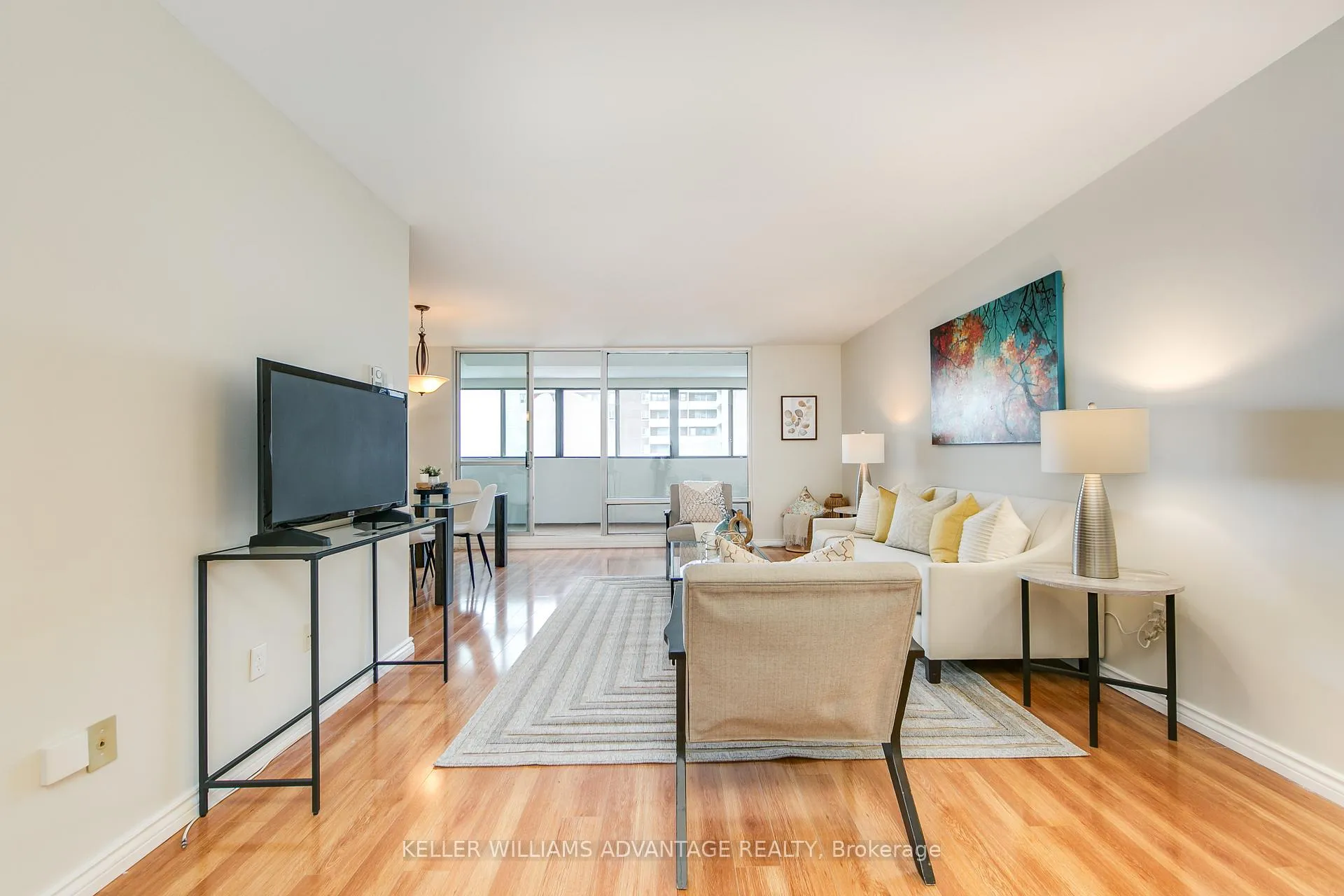 Photo 7 of Unit 2504, 1 Massey Square, Toronto, Crescent Town — HOMEH