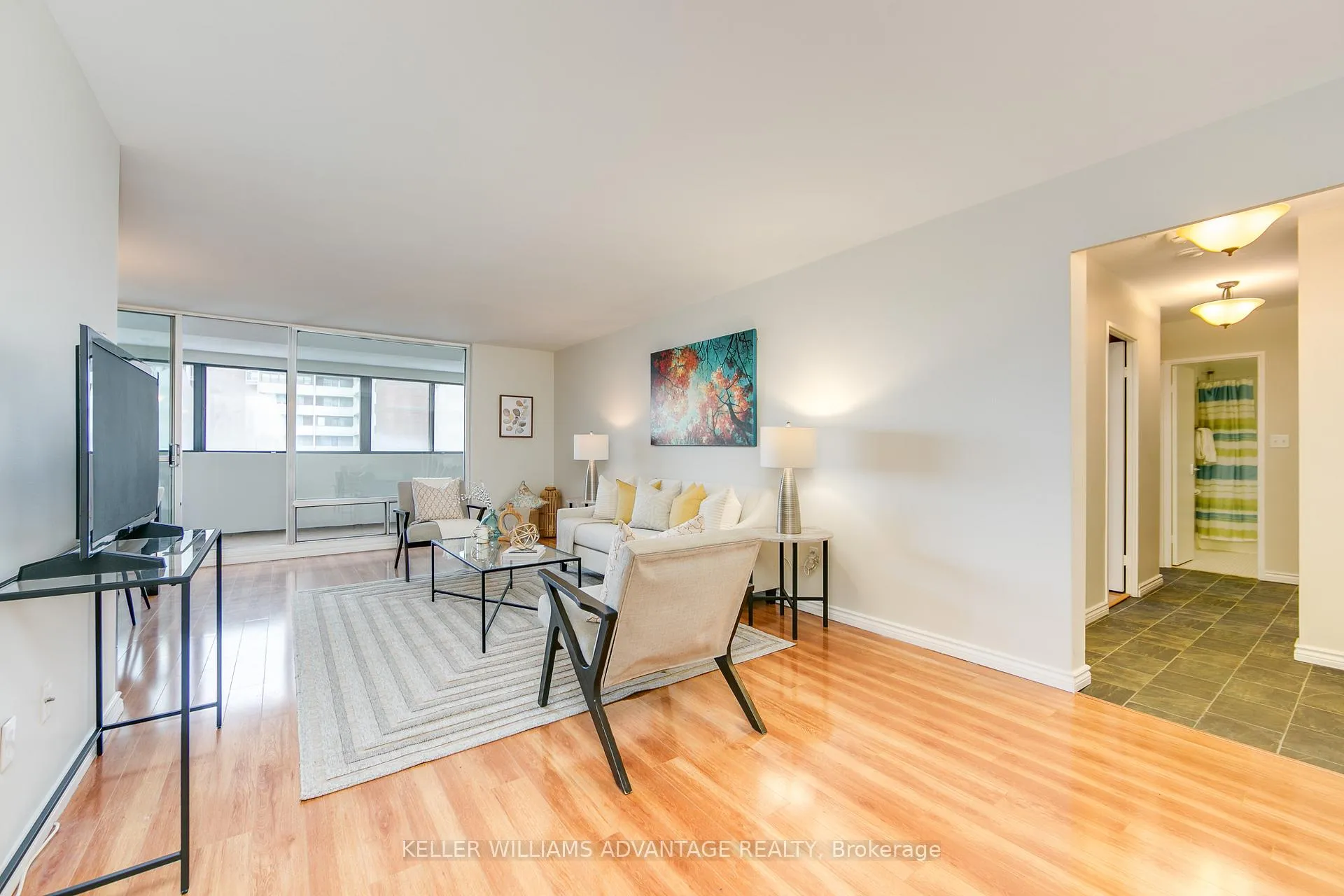 Photo 8 of Unit 2504, 1 Massey Square, Toronto, Crescent Town — HOMEH