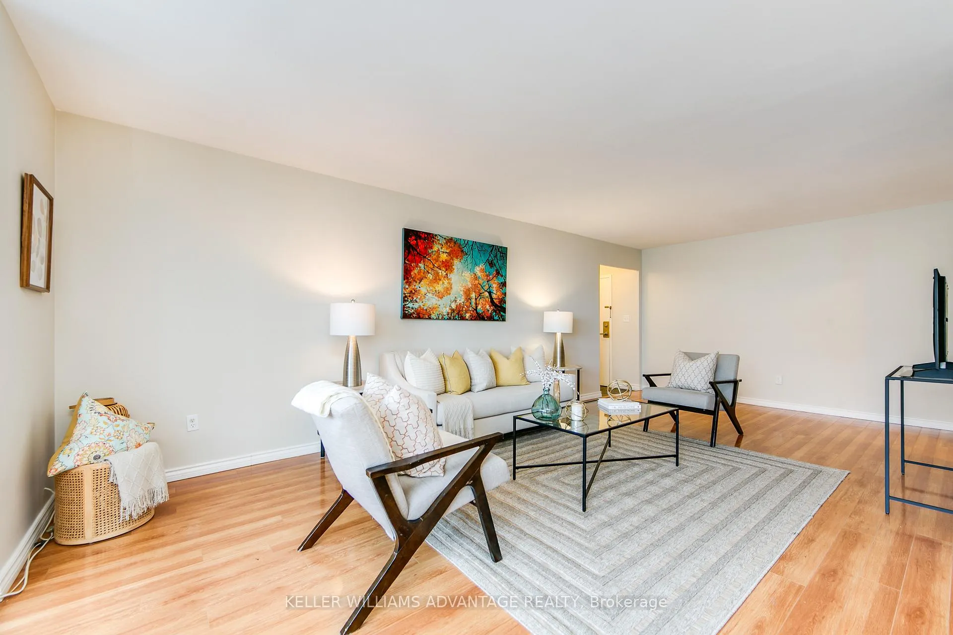 Photo 12 of Unit 2504, 1 Massey Square, Toronto, Crescent Town — HOMEH