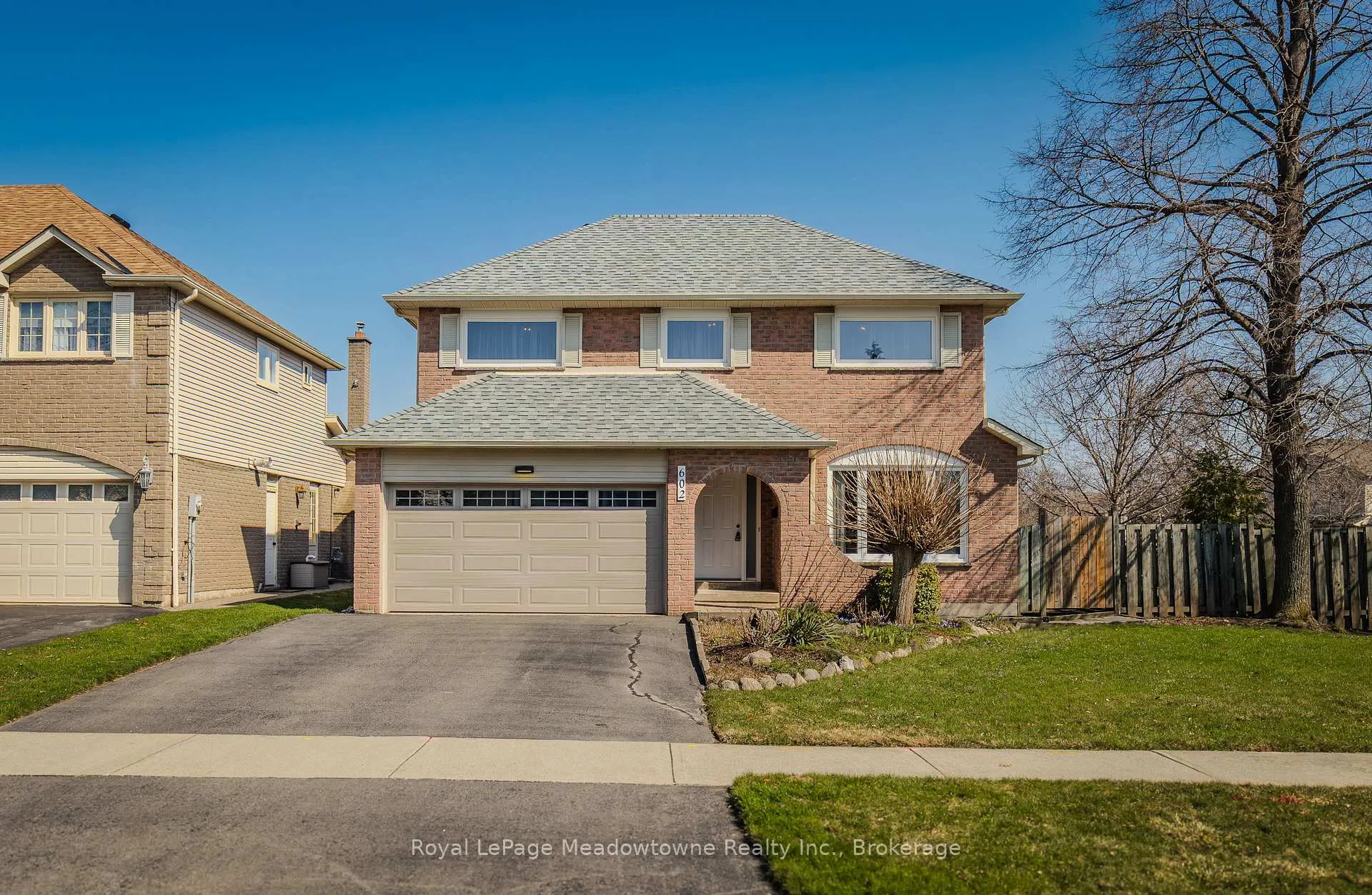 Photo 1 of 602 Hawthorne Crescent, Milton, Bronte Meadows — HOMEH