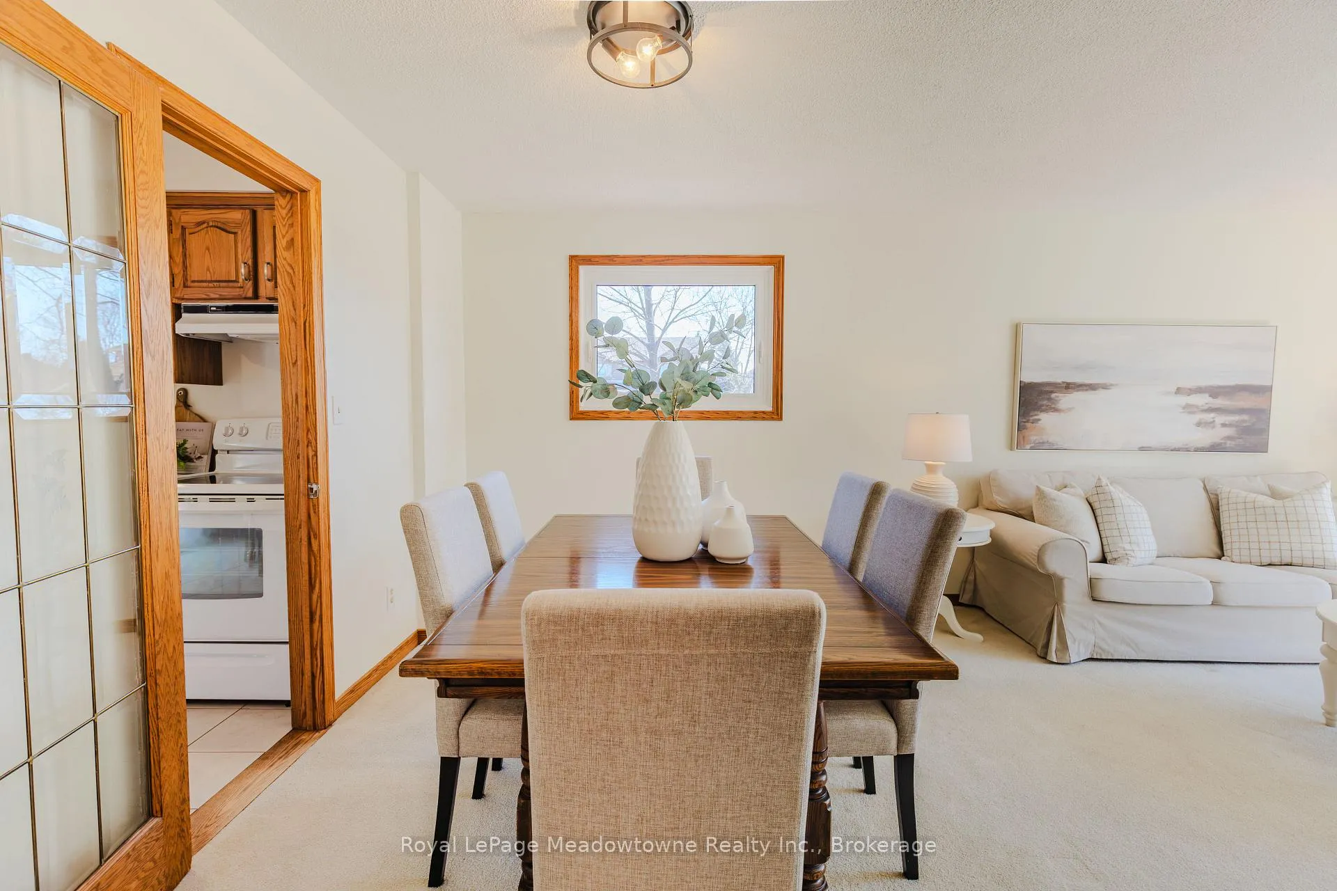 Photo 13 of 602 Hawthorne Crescent, Milton, Bronte Meadows — HOMEH