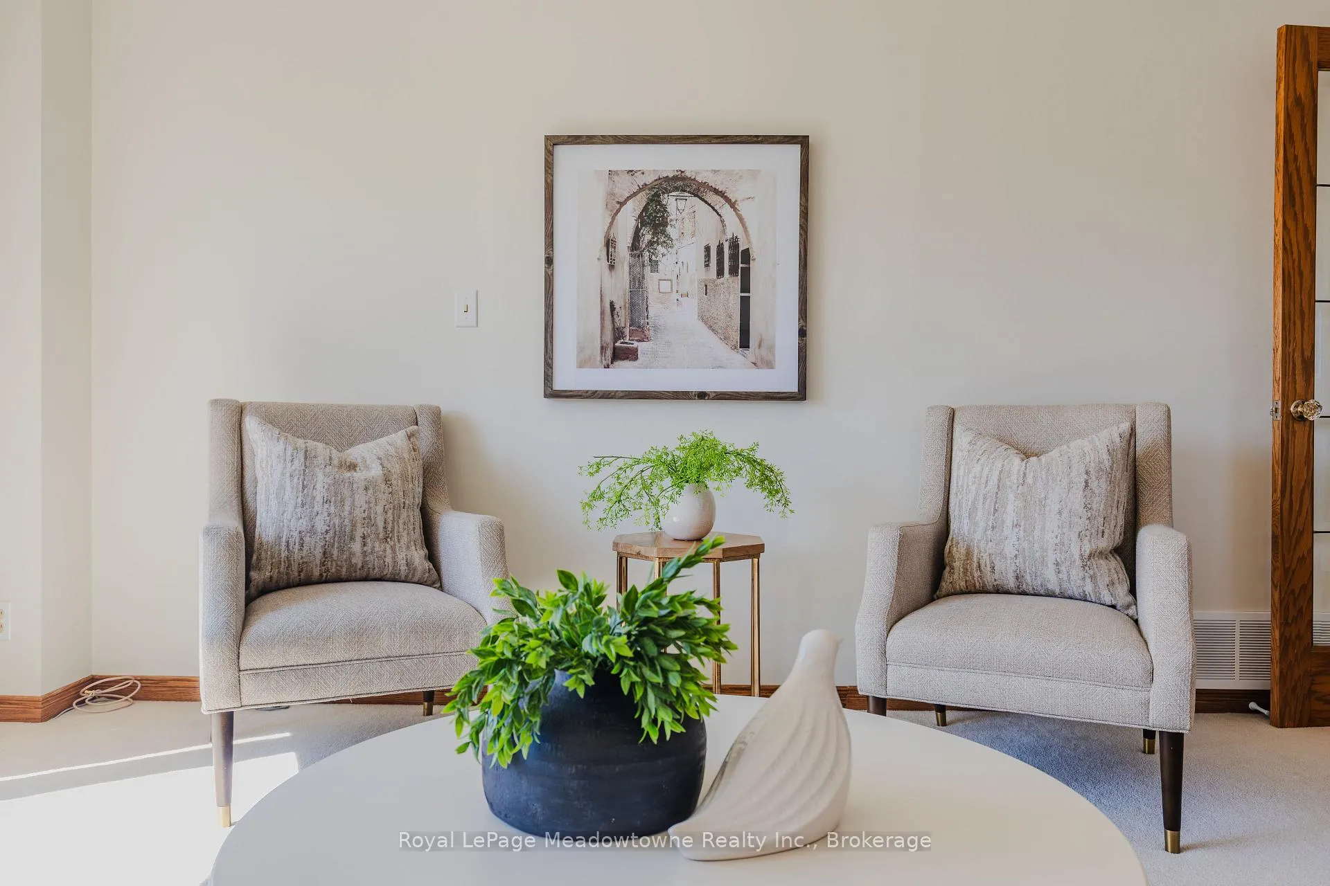 Photo 18 of 602 Hawthorne Crescent, Milton, Bronte Meadows — HOMEH
