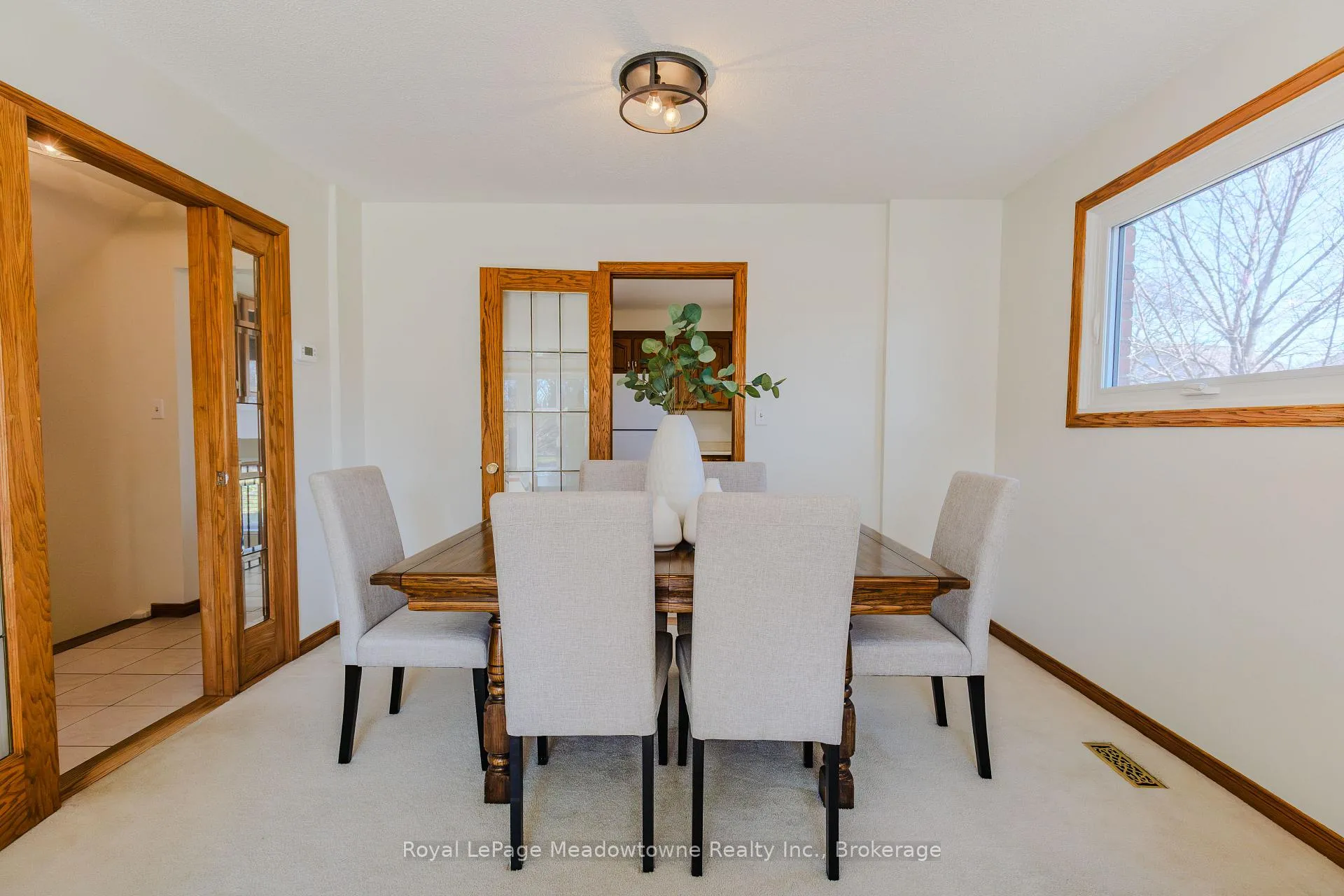 Photo 21 of 602 Hawthorne Crescent, Milton, Bronte Meadows — HOMEH