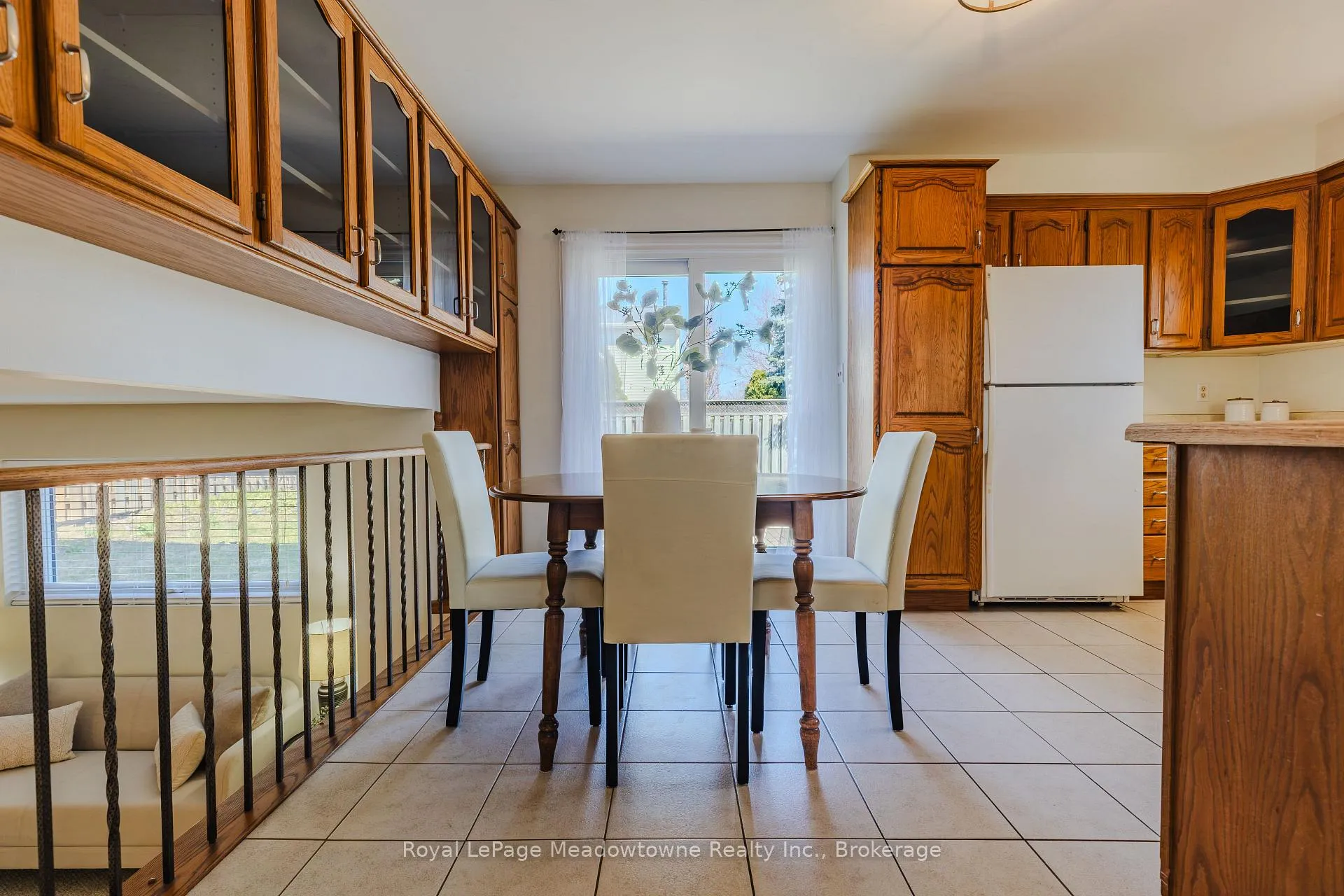 Photo 22 of 602 Hawthorne Crescent, Milton, Bronte Meadows — HOMEH