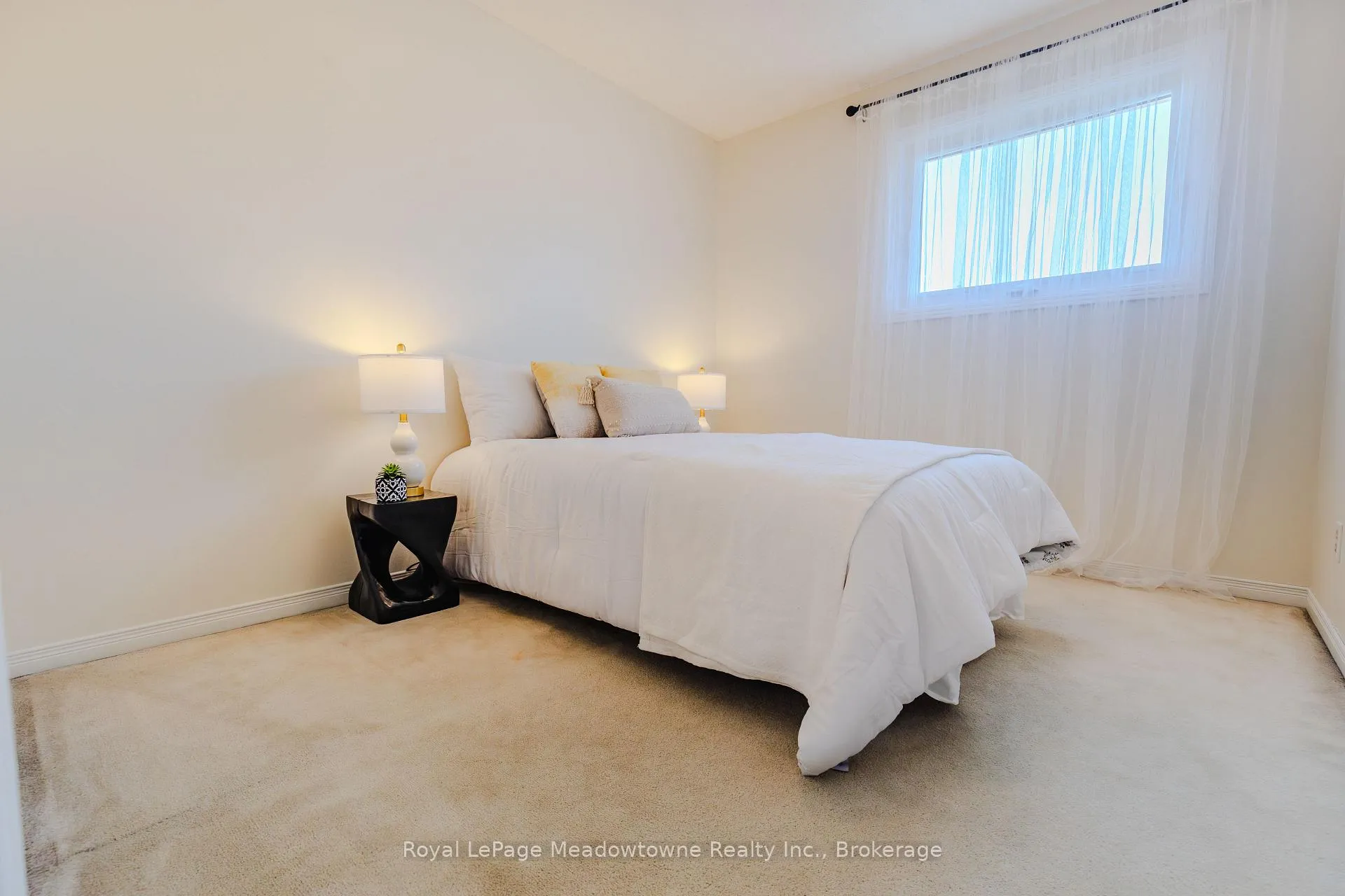 Photo 45 of 602 Hawthorne Crescent, Milton, Bronte Meadows — HOMEH