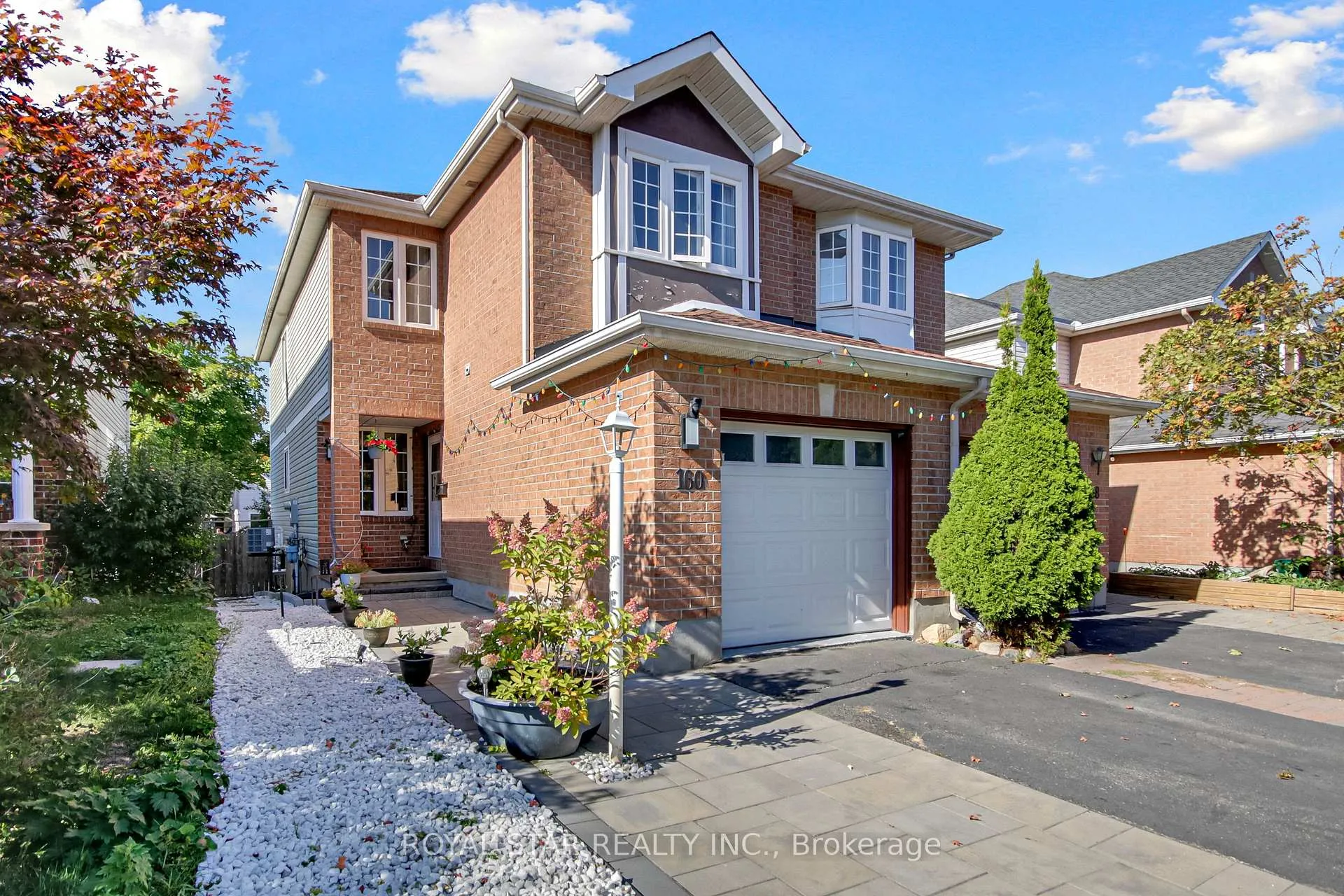 Photo 2 of 160 Deerfox Drive, Ottawa, Barrhaven - Longfields — HOMEH
