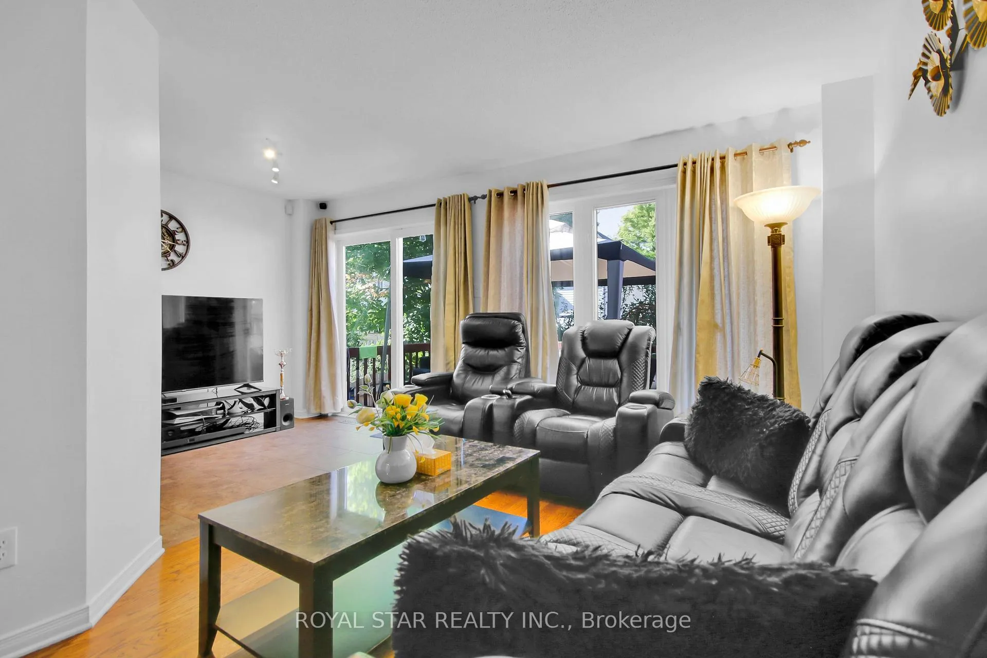 Photo 8 of 160 Deerfox Drive, Ottawa, Barrhaven - Longfields — HOMEH