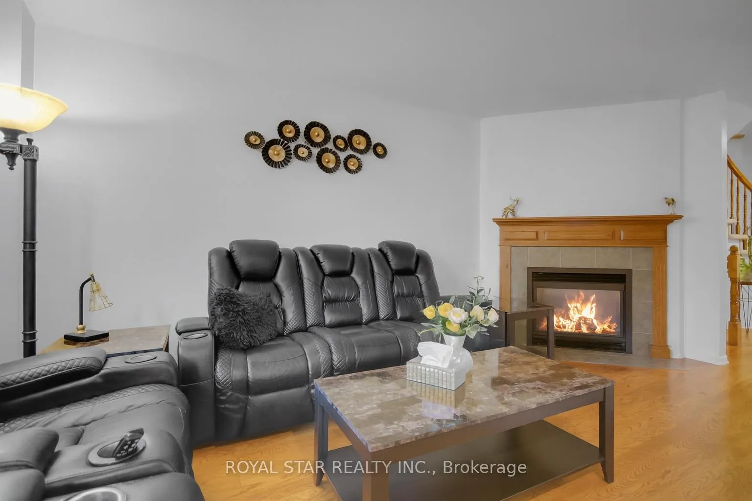 Photo 9 of 160 Deerfox Drive, Ottawa, Barrhaven - Longfields — HOMEH