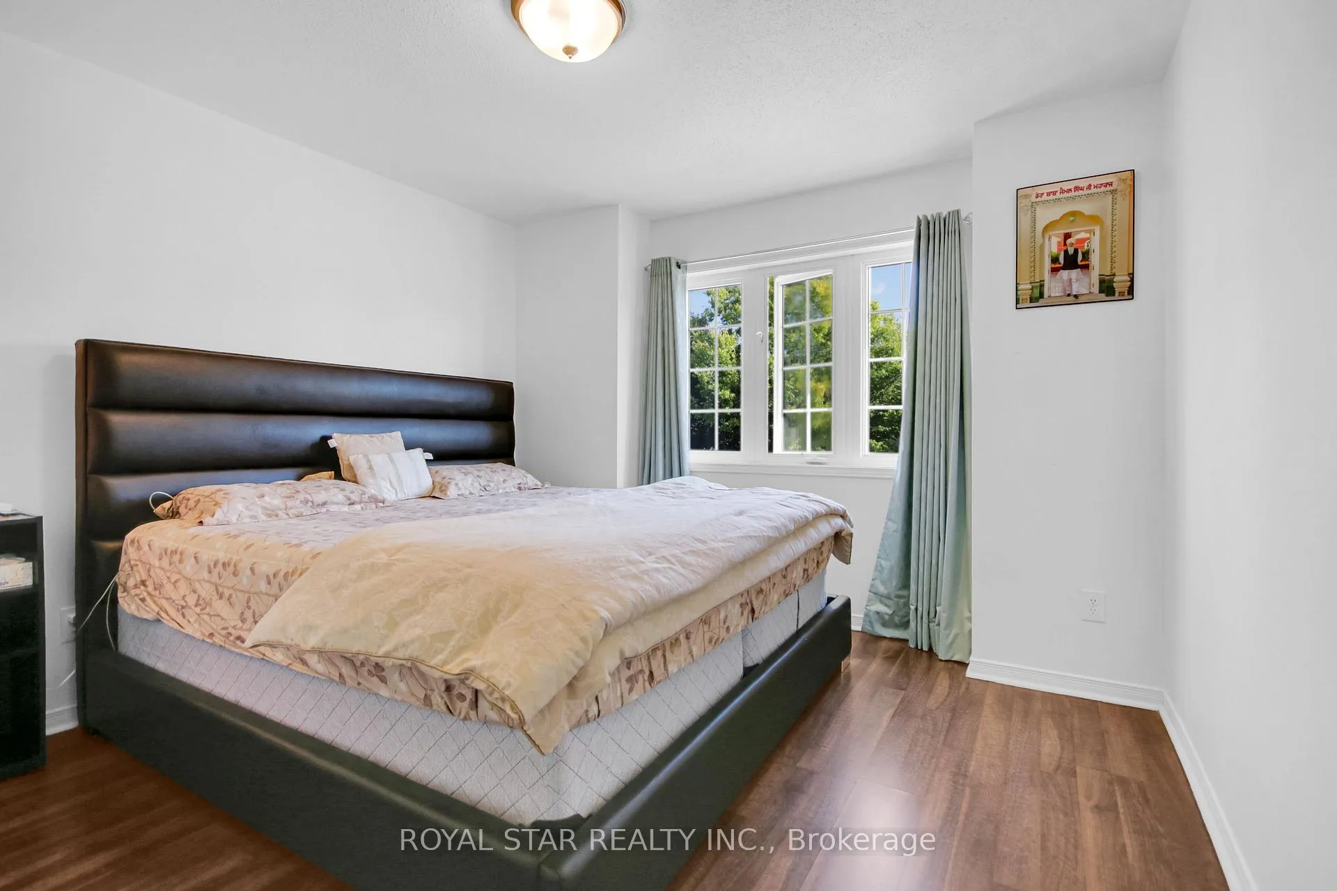 Photo 20 of 160 Deerfox Drive, Ottawa, Barrhaven - Longfields — HOMEH