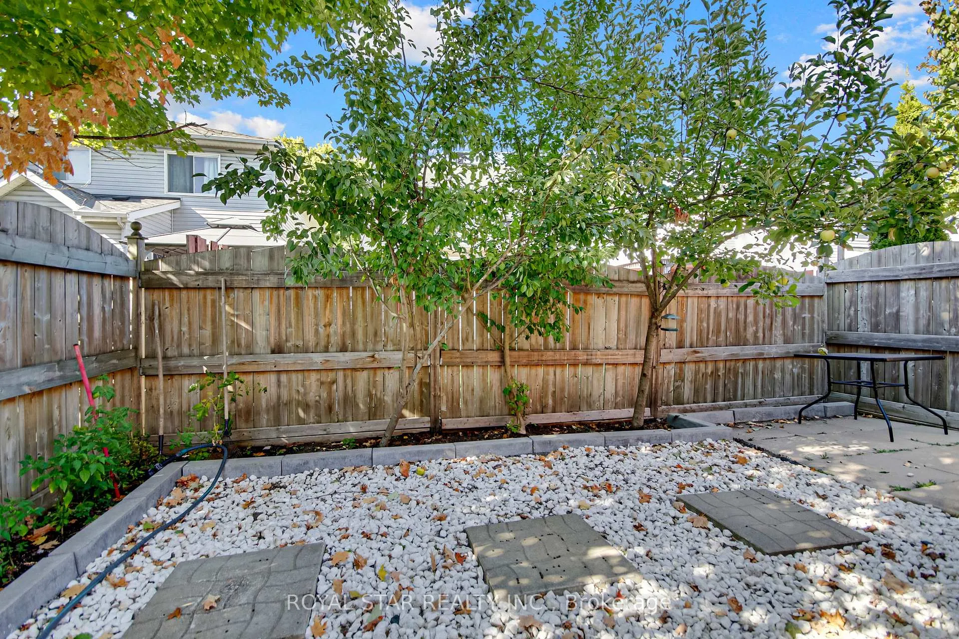 Photo 27 of 160 Deerfox Drive, Ottawa, Barrhaven - Longfields — HOMEH