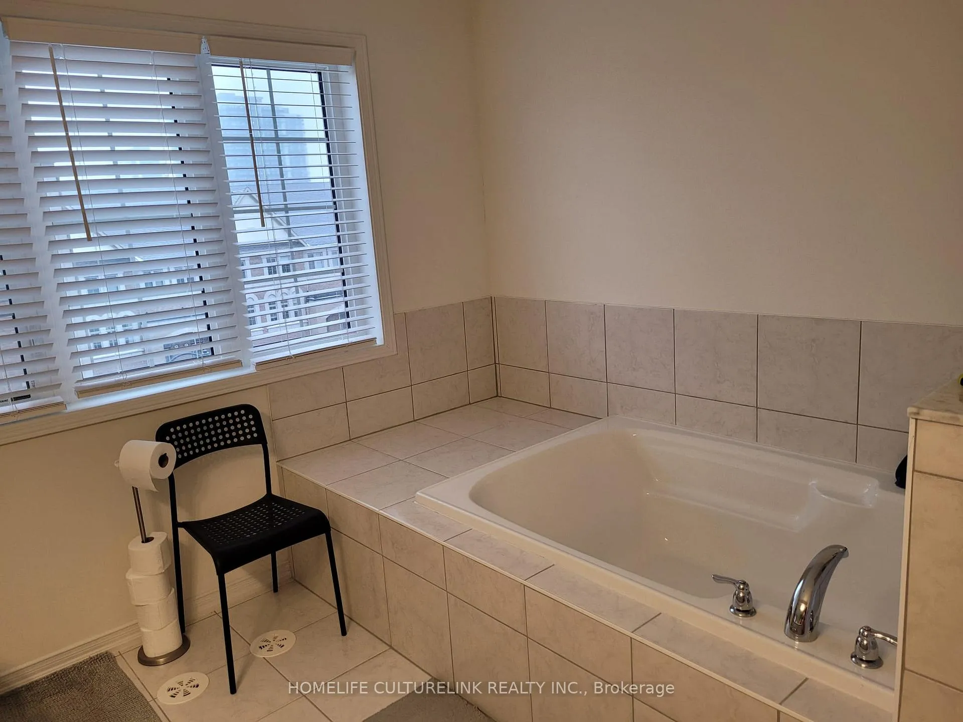 Photo 21 of 2613 Eaglesham Path, Oshawa, Windfields — HOMEH