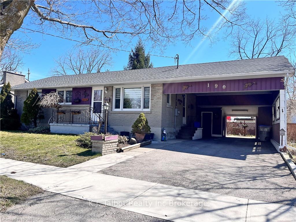 Photo 1 of 190 Oxford Street, Goderich, Goderich (Town) — HOMEH