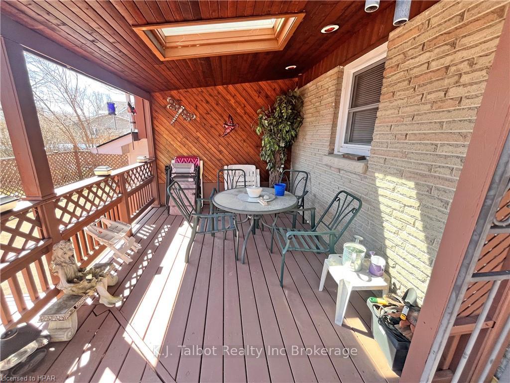 Photo 27 of 190 Oxford Street, Goderich, Goderich (Town) — HOMEH