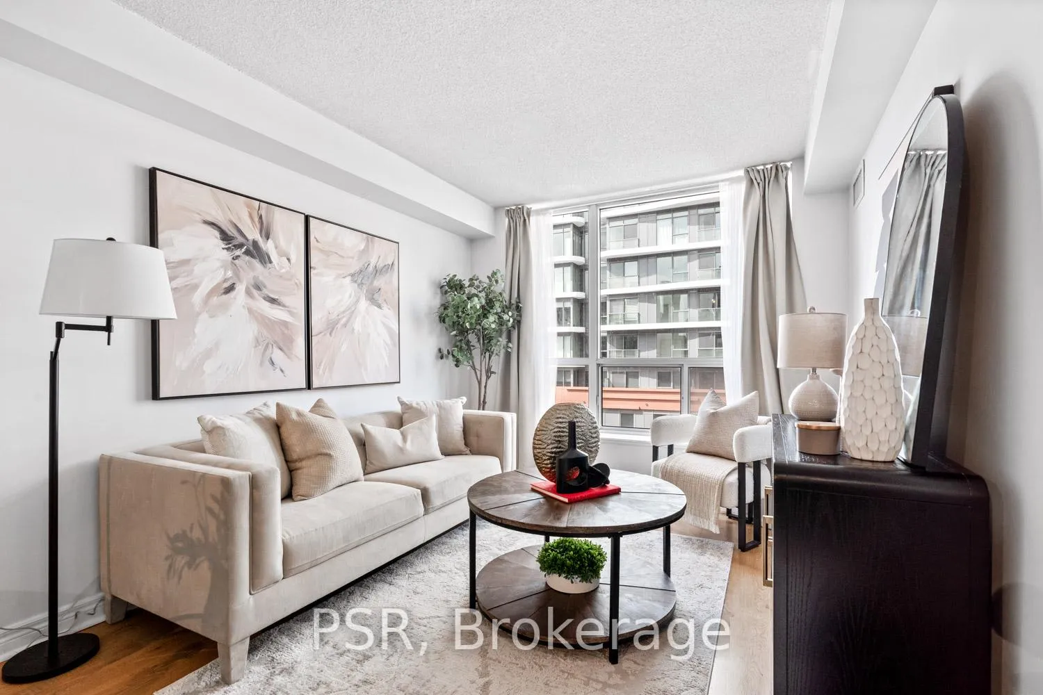 Photo 3 of Unit 905, 152 St Patrick Street, Toronto, Kensington-Chinatown — HOMEH