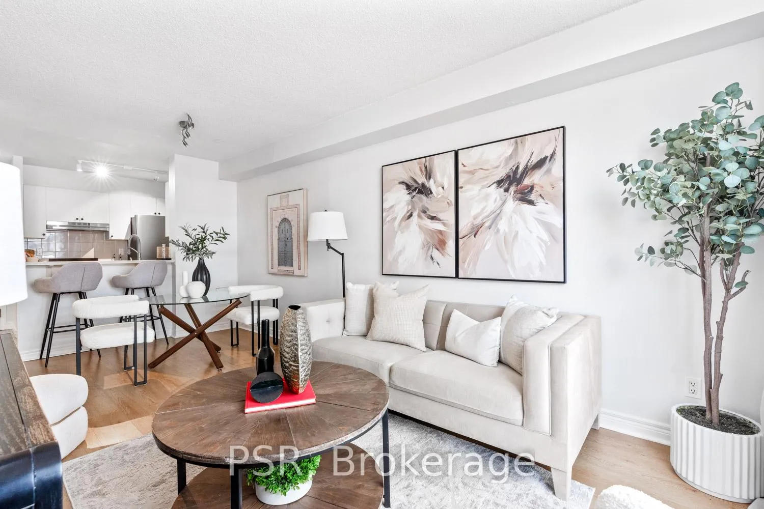 Photo 6 of Unit 905, 152 St Patrick Street, Toronto, Kensington-Chinatown — HOMEH