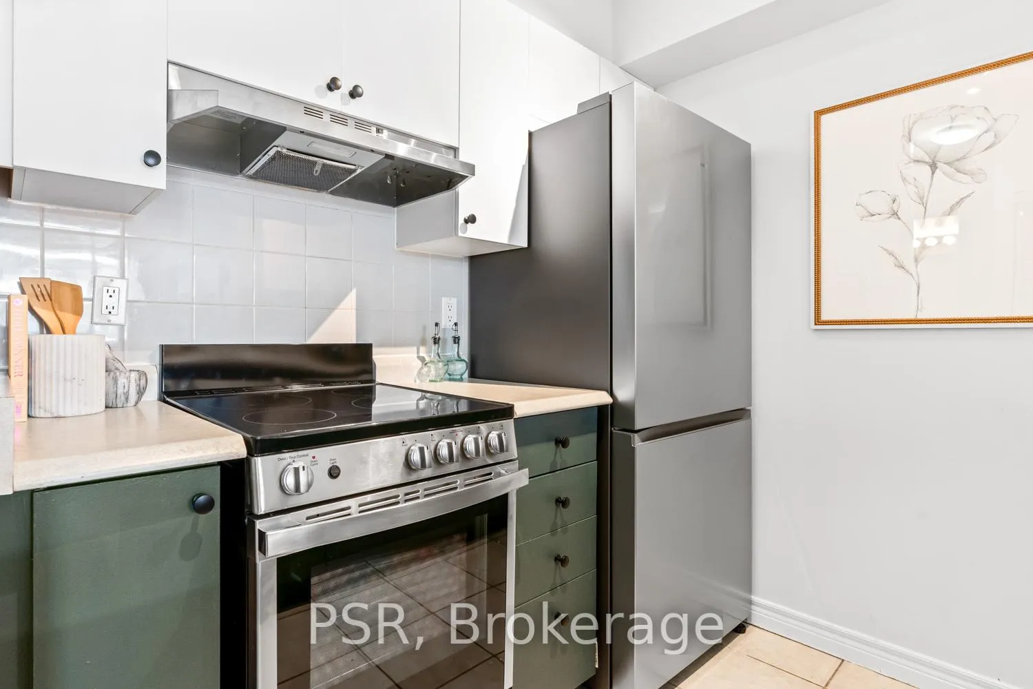 Photo 15 of Unit 905, 152 St Patrick Street, Toronto, Kensington-Chinatown — HOMEH