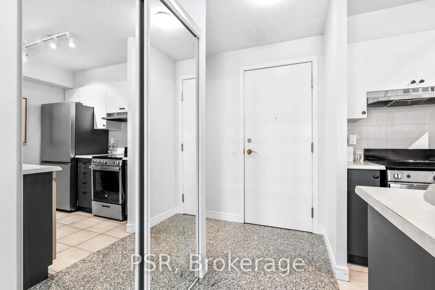 Photo 24 of Unit 905, 152 St Patrick Street, Toronto, Kensington-Chinatown — HOMEH