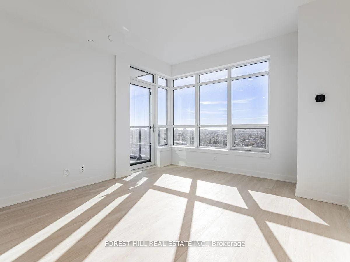 Photo 5 of Unit 1402A, 30 Upper Mall Way, Vaughan, Brownridge — HOMEH