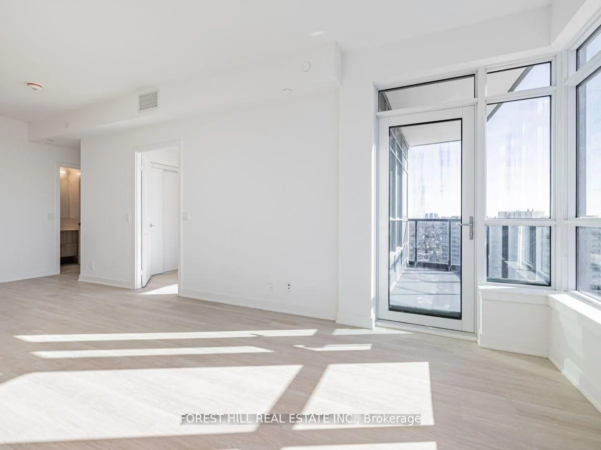 Photo 9 of Unit 1402A, 30 Upper Mall Way, Vaughan, Brownridge — HOMEH