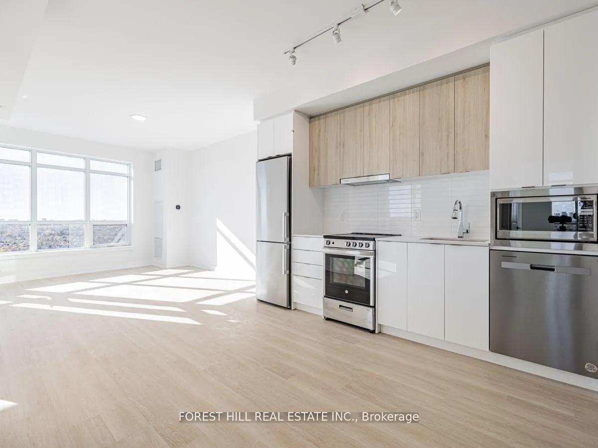 Photo 14 of Unit 1402A, 30 Upper Mall Way, Vaughan, Brownridge — HOMEH