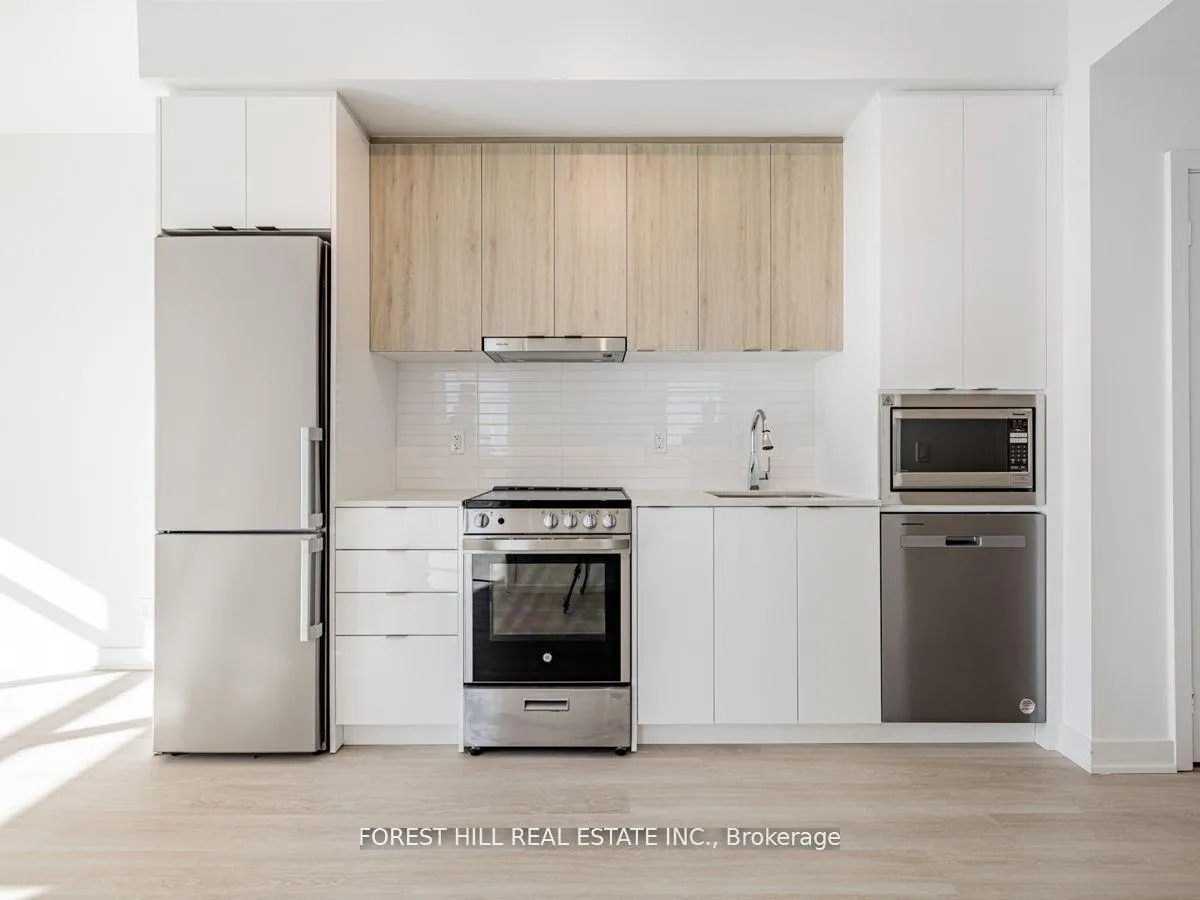 Photo 15 of Unit 1402A, 30 Upper Mall Way, Vaughan, Brownridge — HOMEH