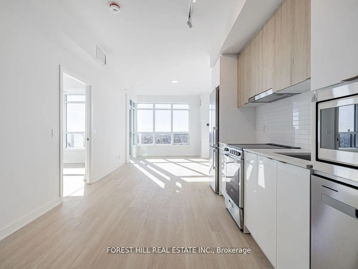 Photo 19 of Unit 1402A, 30 Upper Mall Way, Vaughan, Brownridge — HOMEH