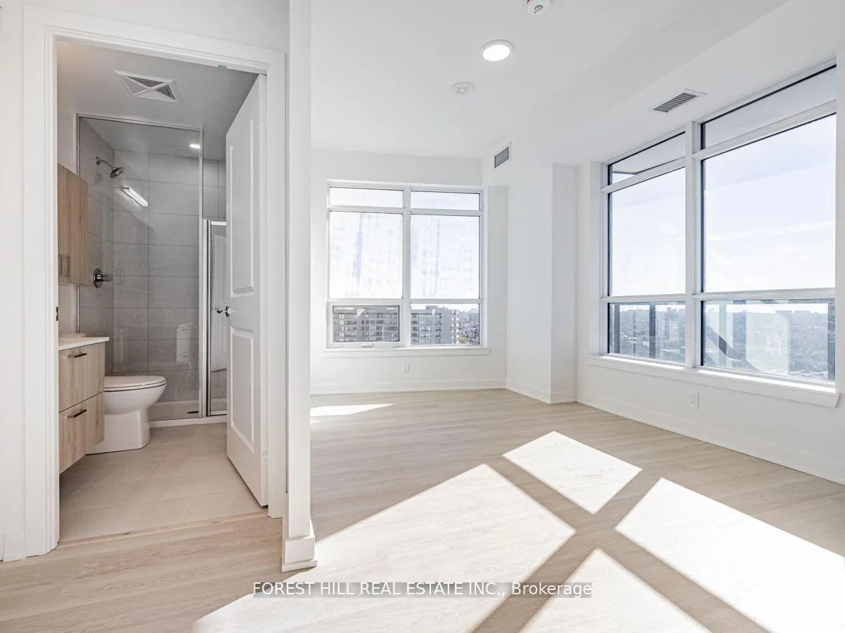 Photo 23 of Unit 1402A, 30 Upper Mall Way, Vaughan, Brownridge — HOMEH