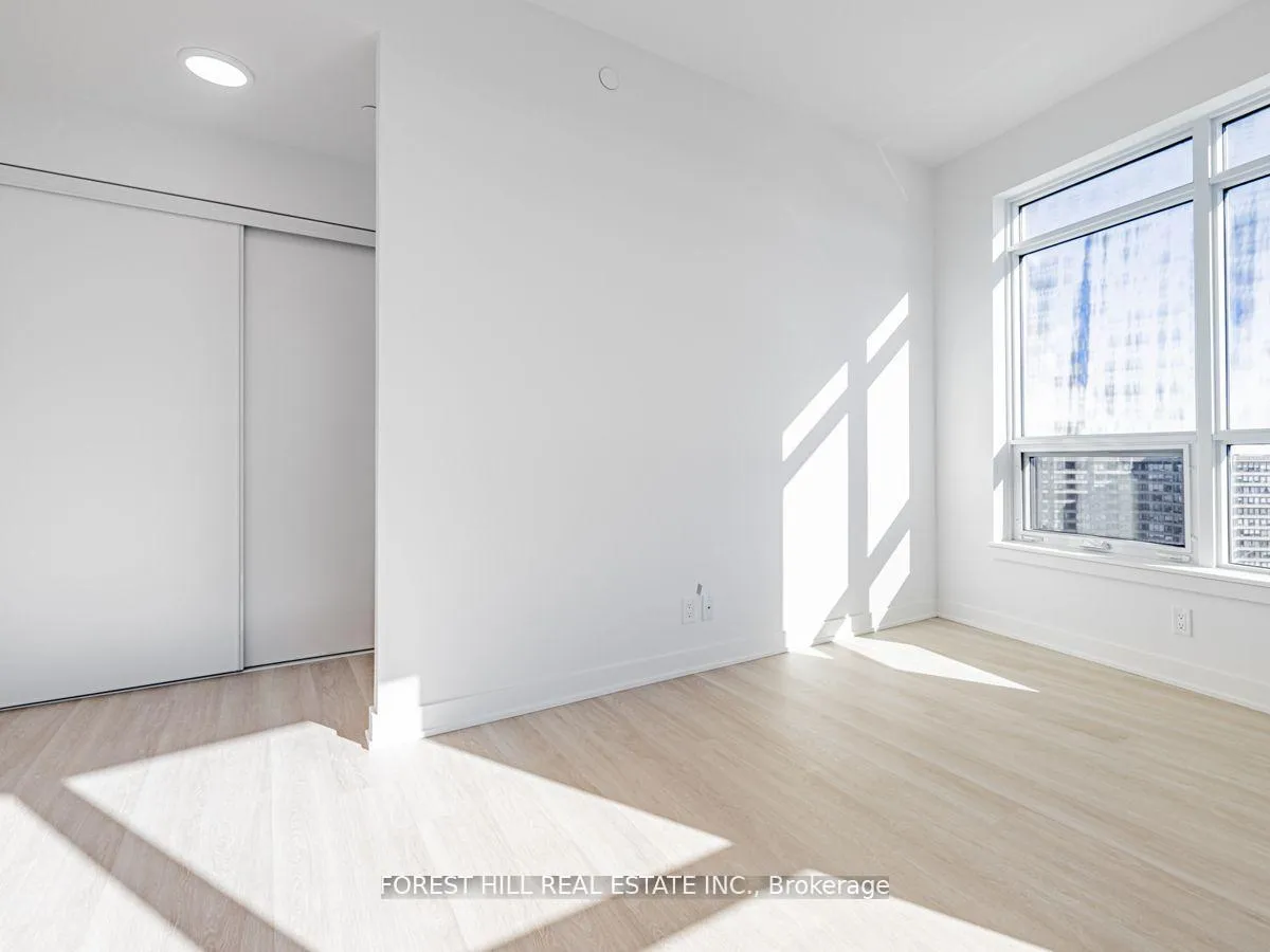 Photo 26 of Unit 1402A, 30 Upper Mall Way, Vaughan, Brownridge — HOMEH