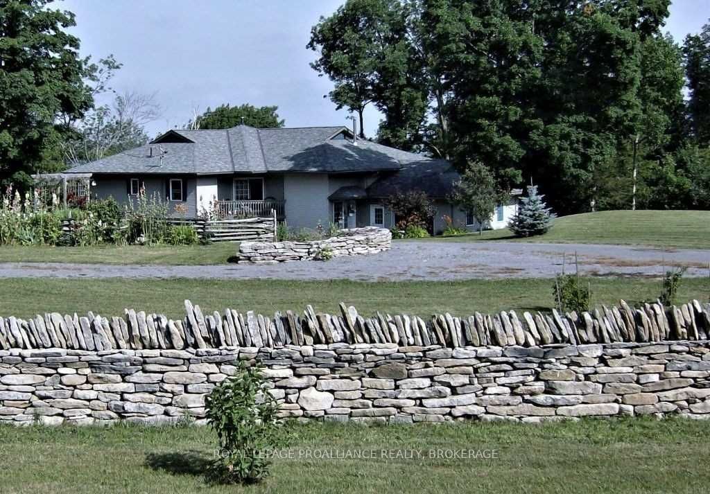 Photo 1 of 3061 County Road 7, Prince Edward County, North Marysburgh — HOMEH