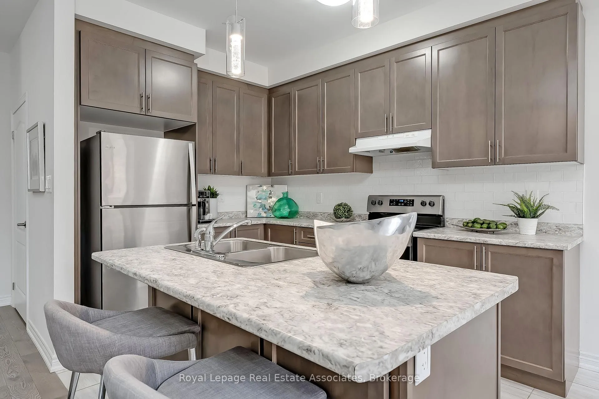 Photo 13 of 124 Mutrie Boulevard, Guelph/Eramosa, Rockwood — HOMEH