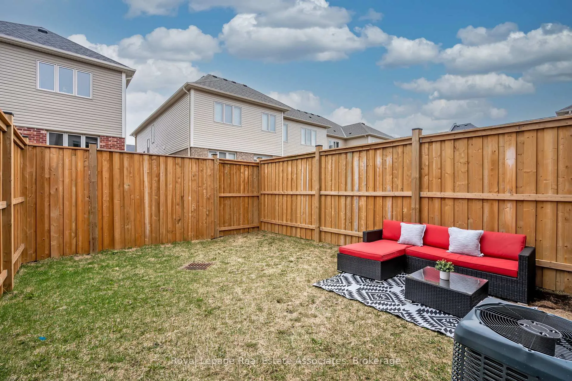 Photo 35 of 124 Mutrie Boulevard, Guelph/Eramosa, Rockwood — HOMEH