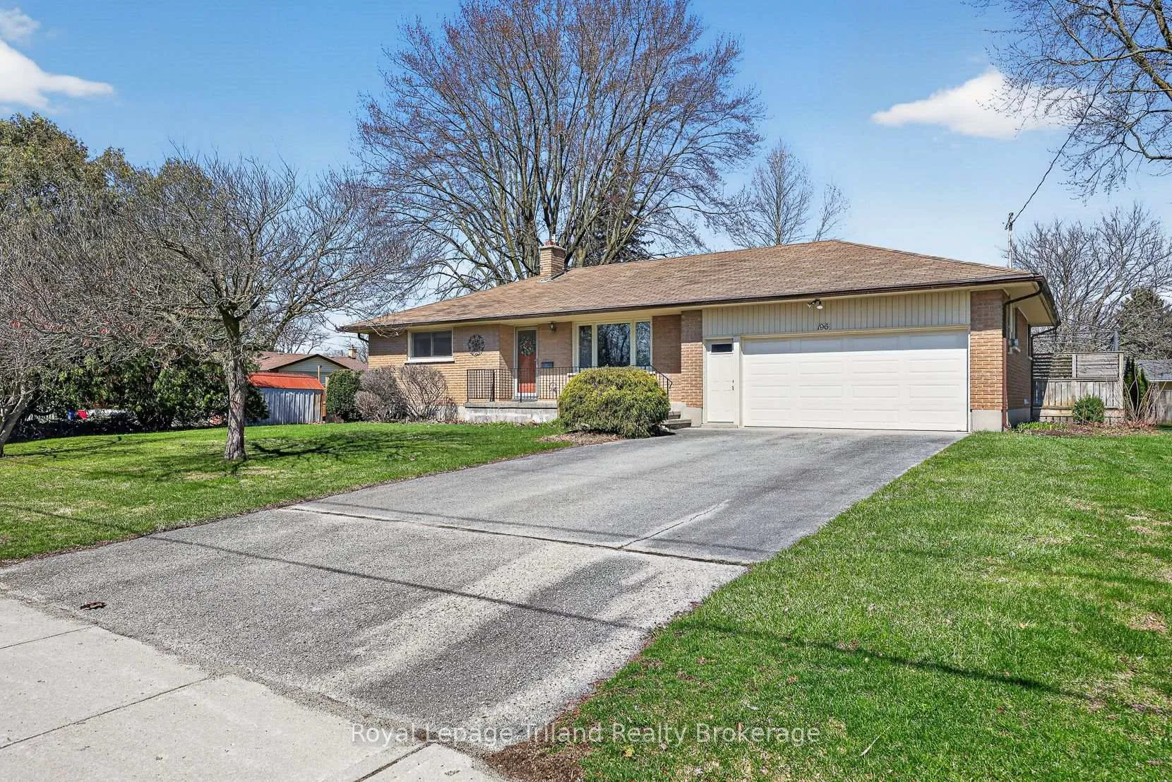 Photo 4 of 196 Washington Street, Zorra, Thamesford — HOMEH