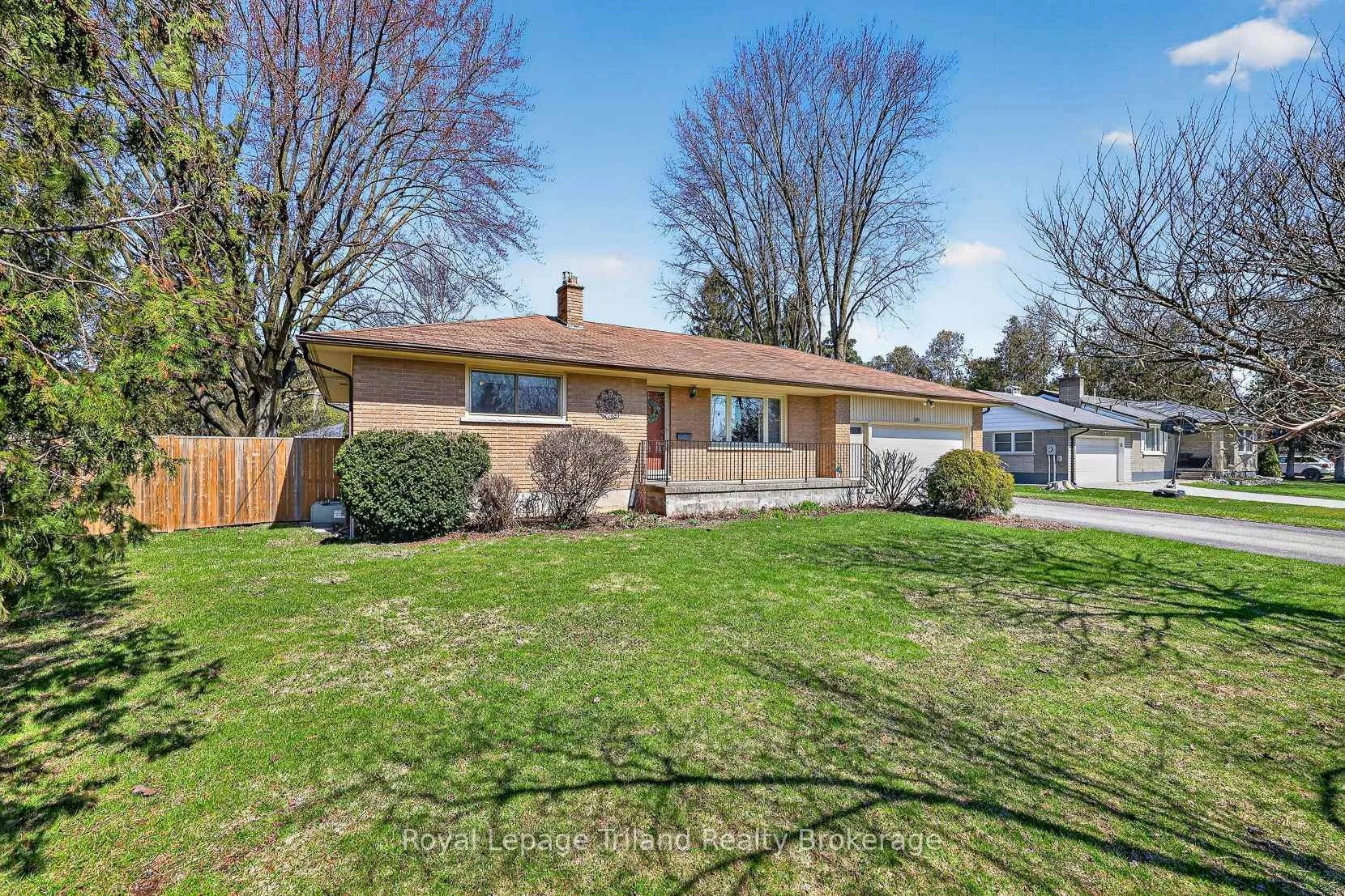Photo 5 of 196 Washington Street, Zorra, Thamesford — HOMEH