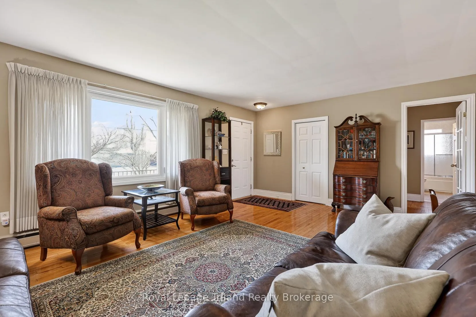 Photo 7 of 196 Washington Street, Zorra, Thamesford — HOMEH