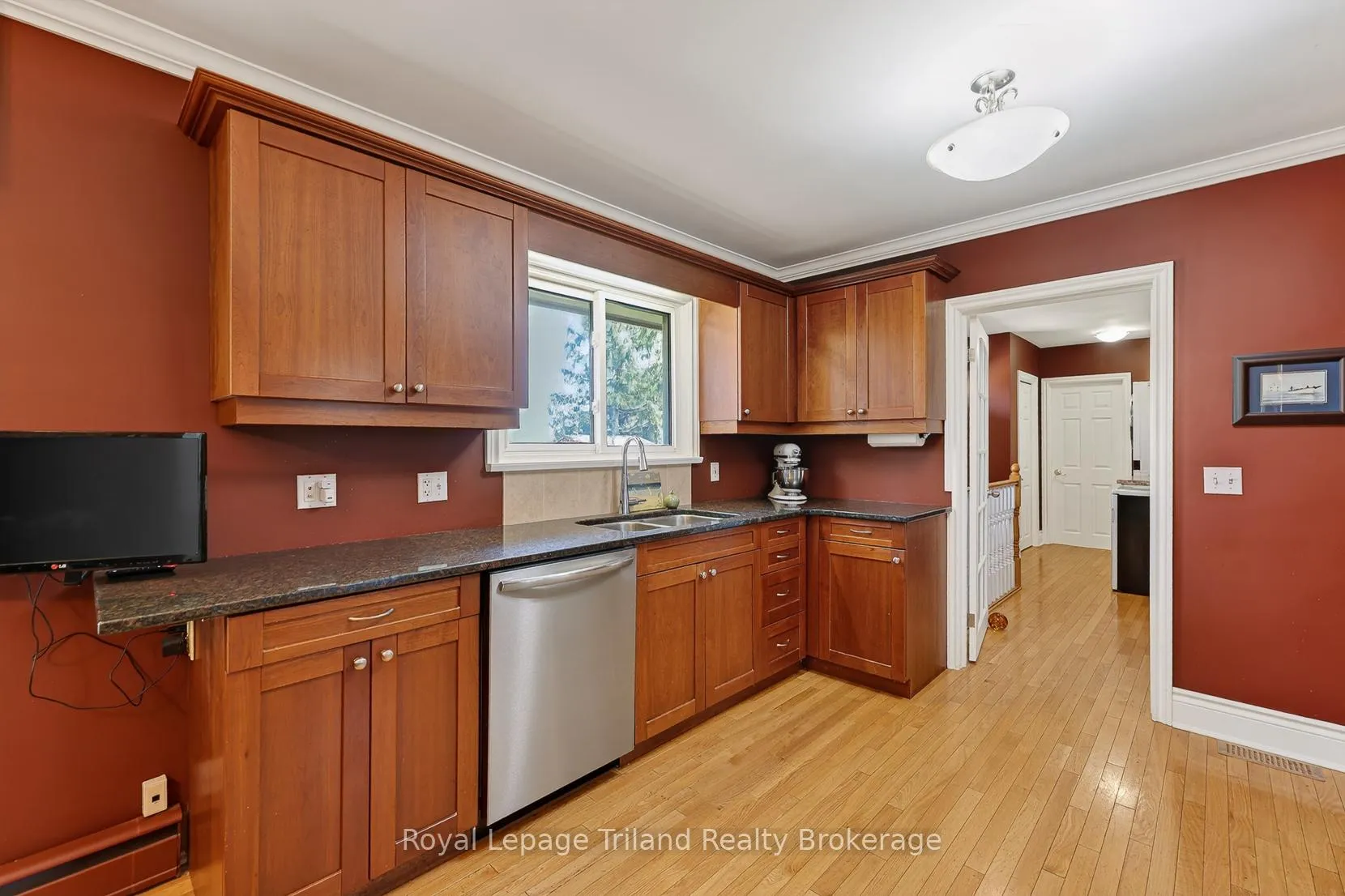 Photo 16 of 196 Washington Street, Zorra, Thamesford — HOMEH